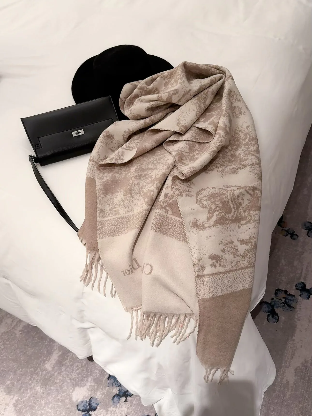 Шарфы Christian Dior 18598292