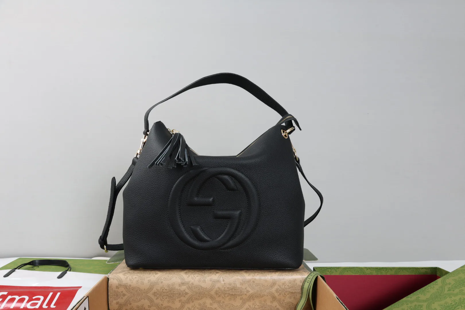 Классические Сумки Женские Gucci 18223260