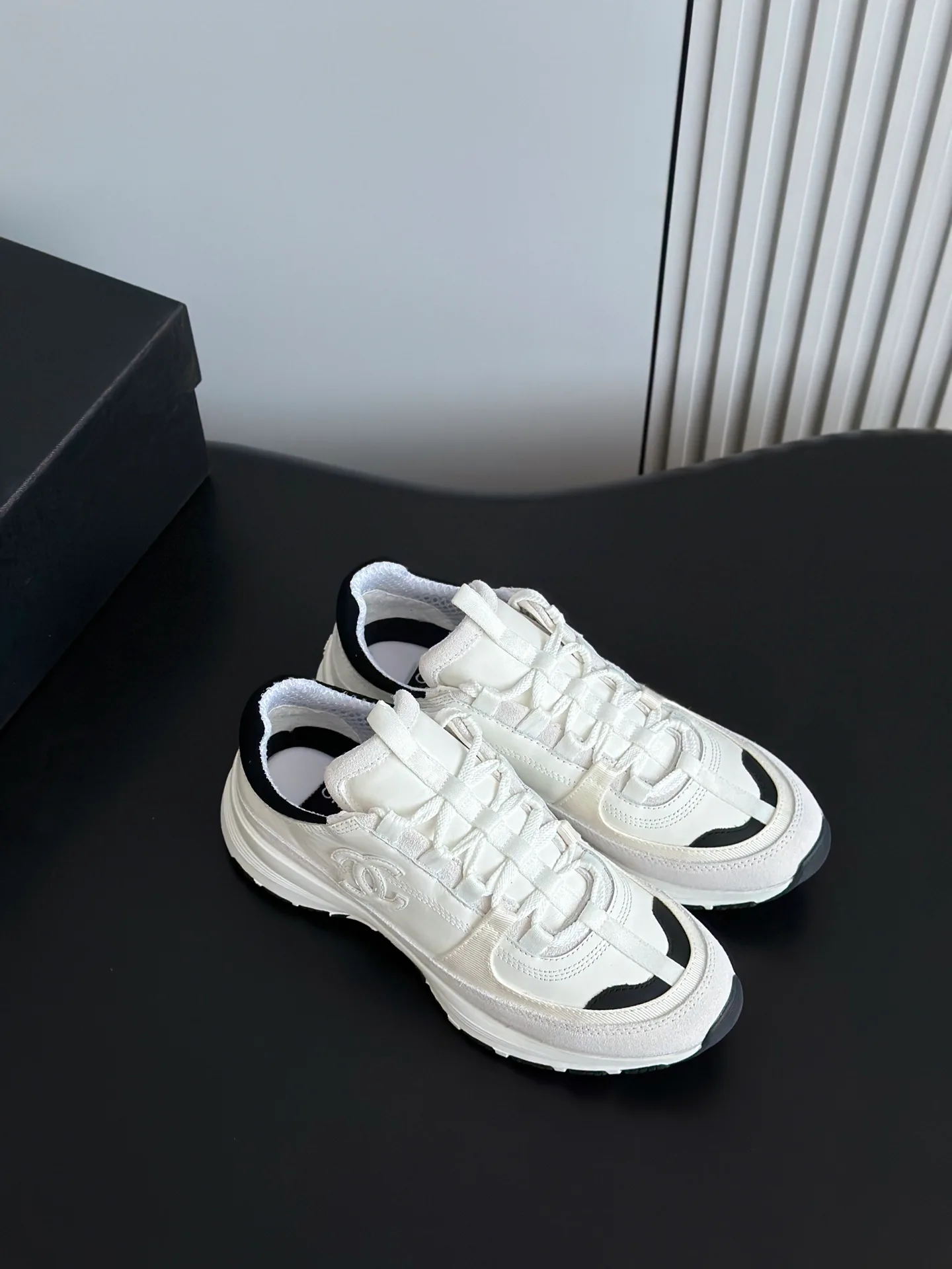 Кроссовки Женские Chanel 11508746