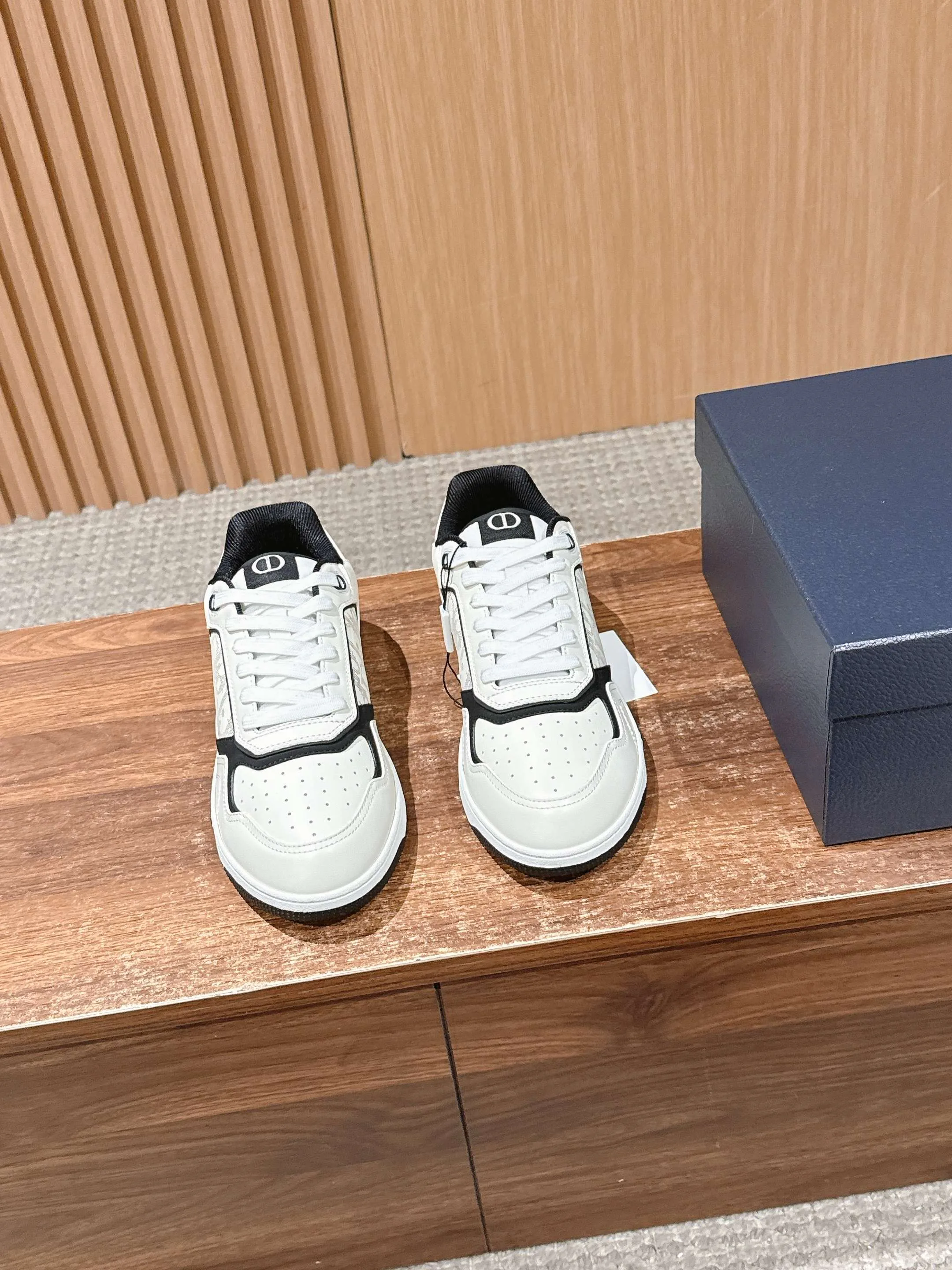 Кроссовки Мужские Christian Dior 4385849