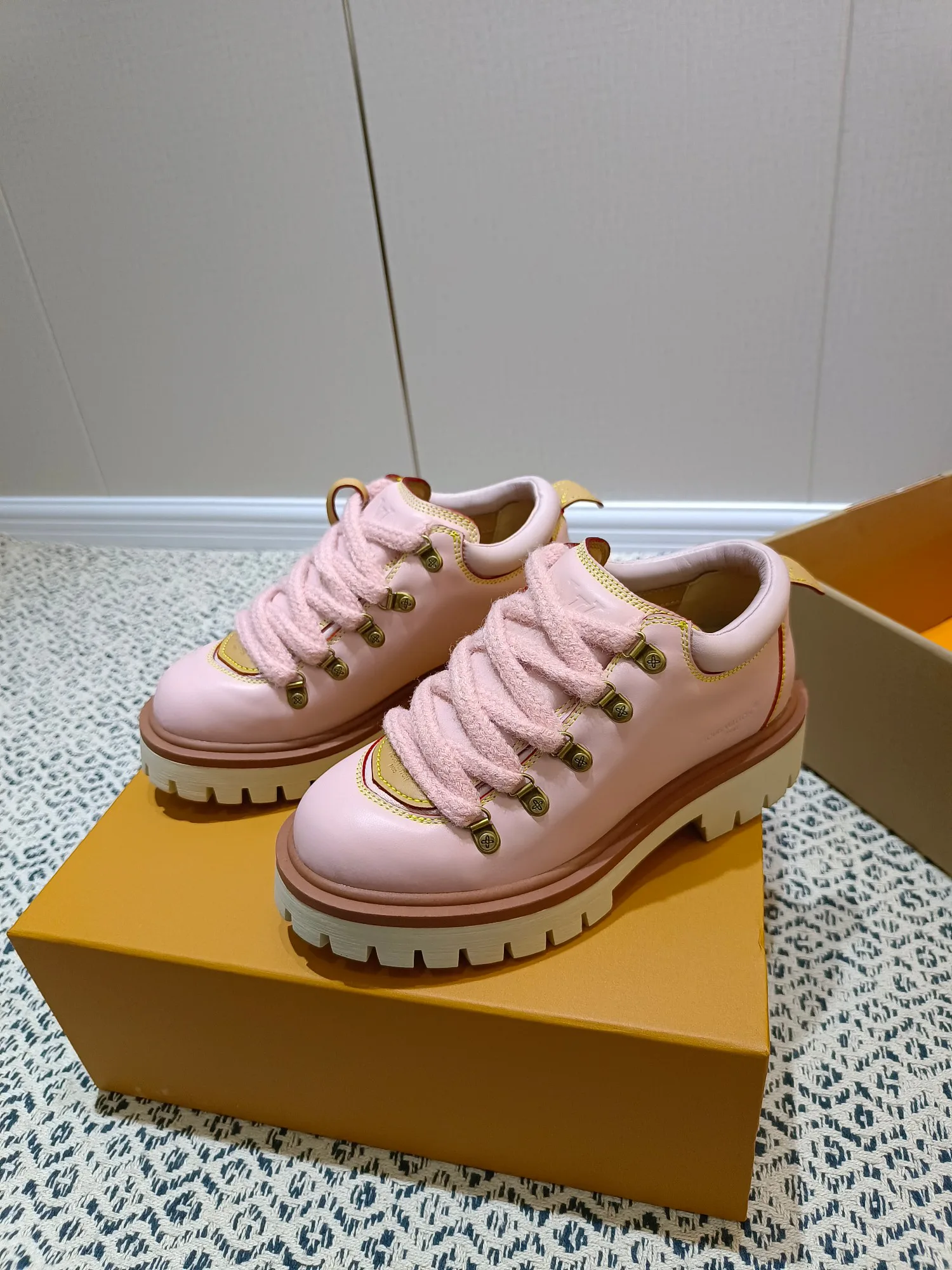 Ботинки Женские Louis Vuitton 89836