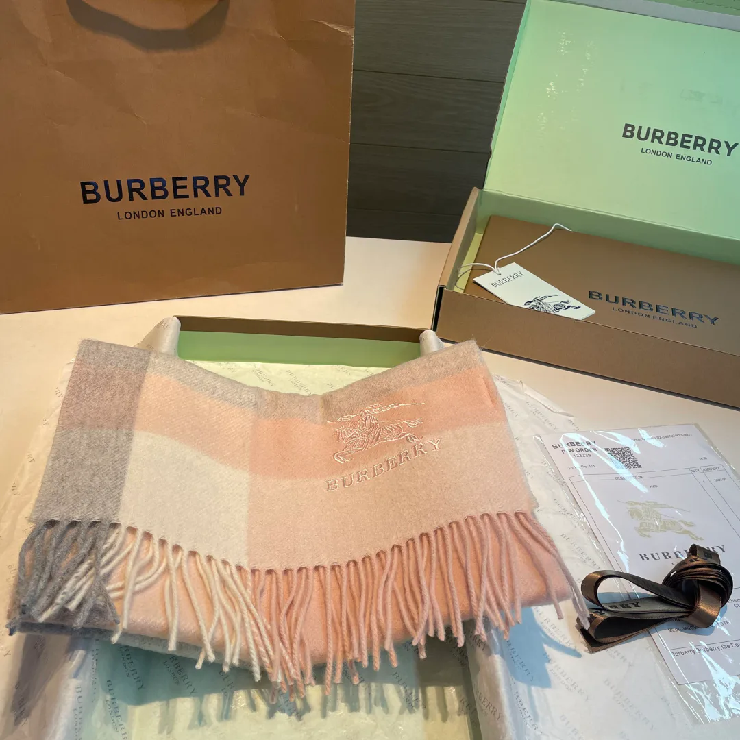 Шарфы Burberry 498285