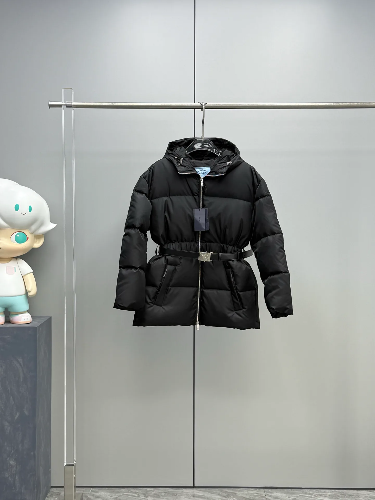 Куртки И Пуховики Женские Prada 17901657