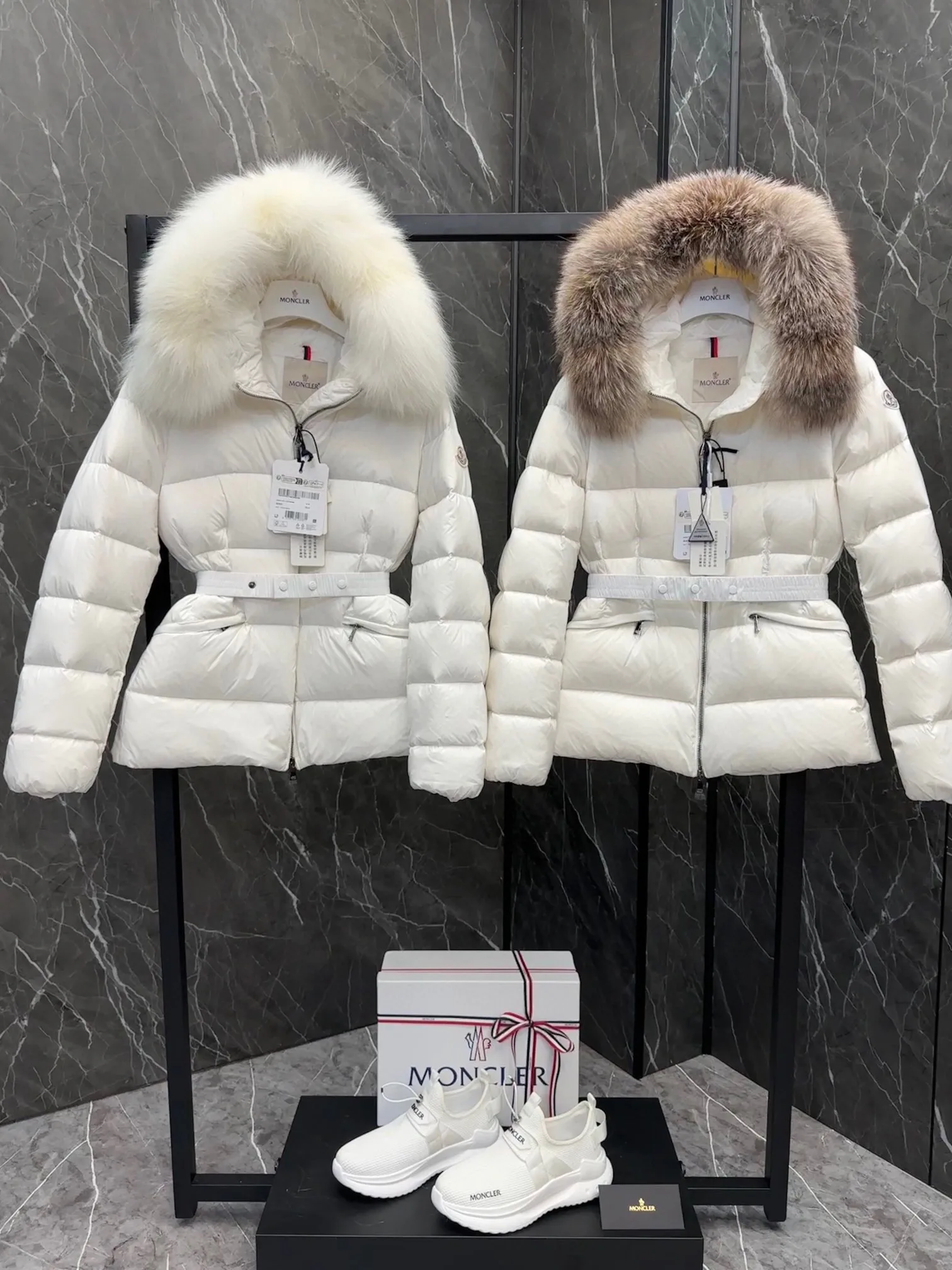 Куртки И Пуховики Женские Moncler 18130061