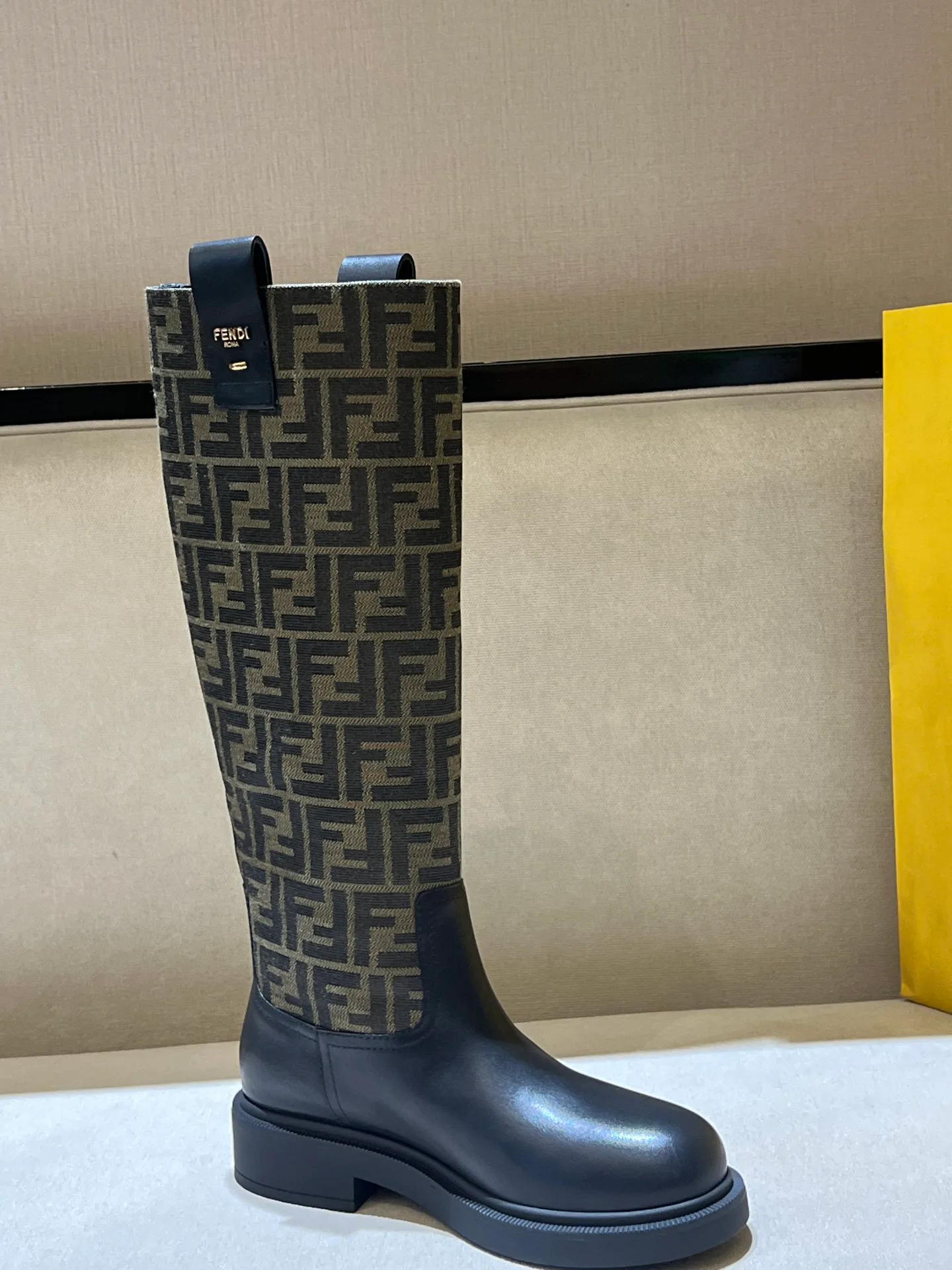 Сапоги Женские Fendi 97210