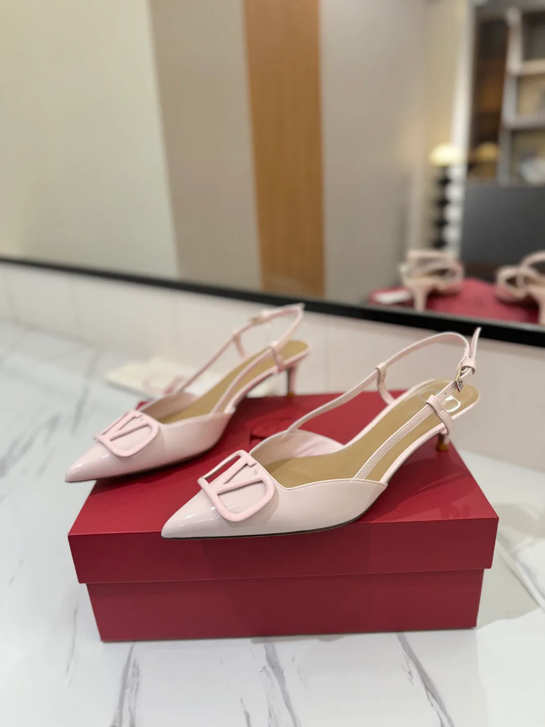 Босоножки Женские Valentino 11516234