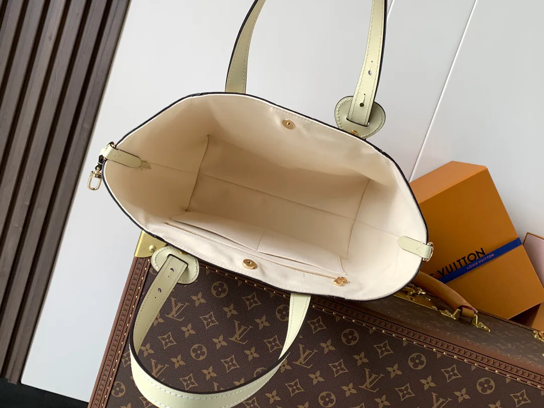 Классические Сумки Женские Louis Vuitton 11872297