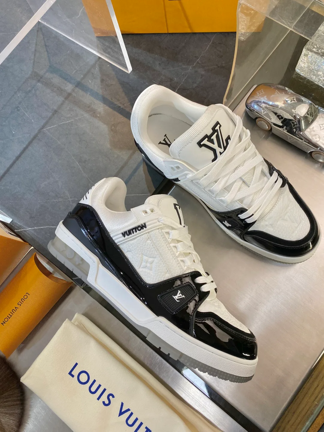 Кроссовки Женские Louis Vuitton 287984