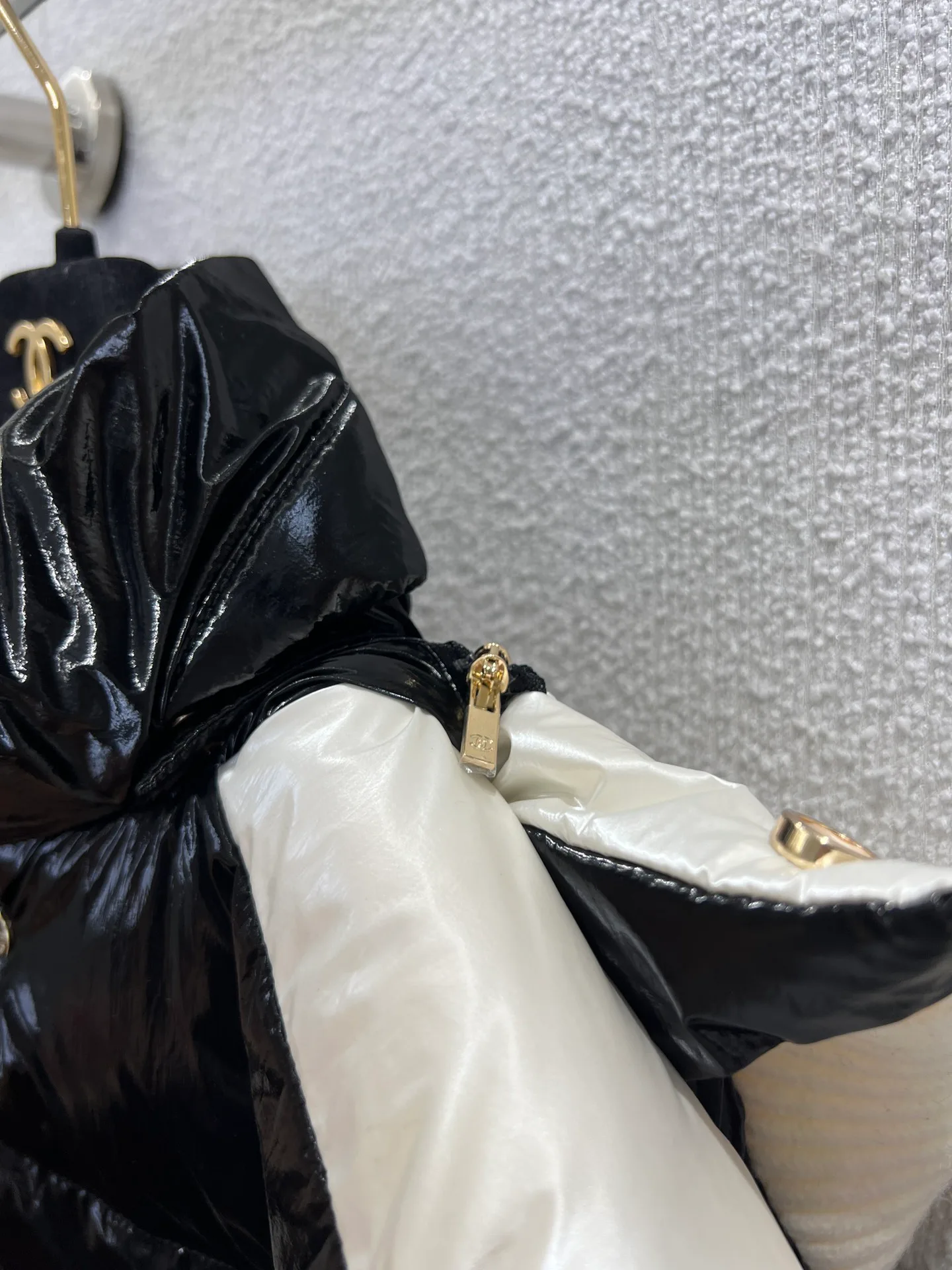 Куртки И Пуховики Женские Chanel 442335