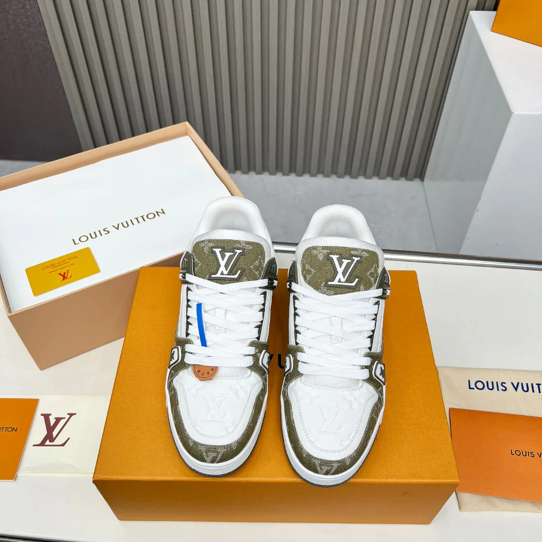 Кроссовки Женские Louis Vuitton 11707373
