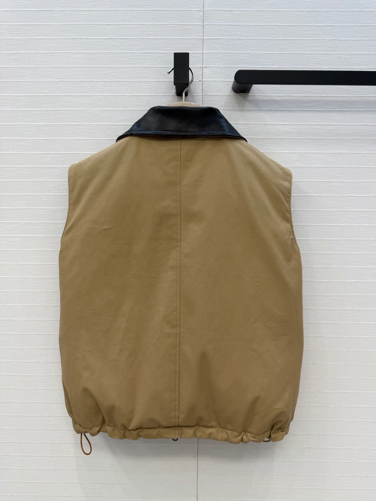 Жилеты Женские Brunello Cucinelli 19000940