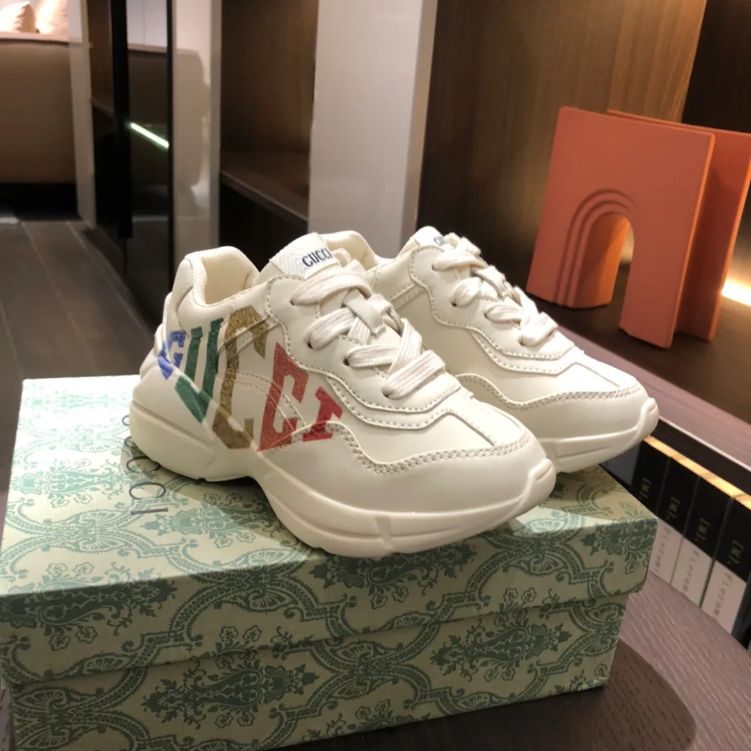 Кроссовки Женские Gucci 18696811