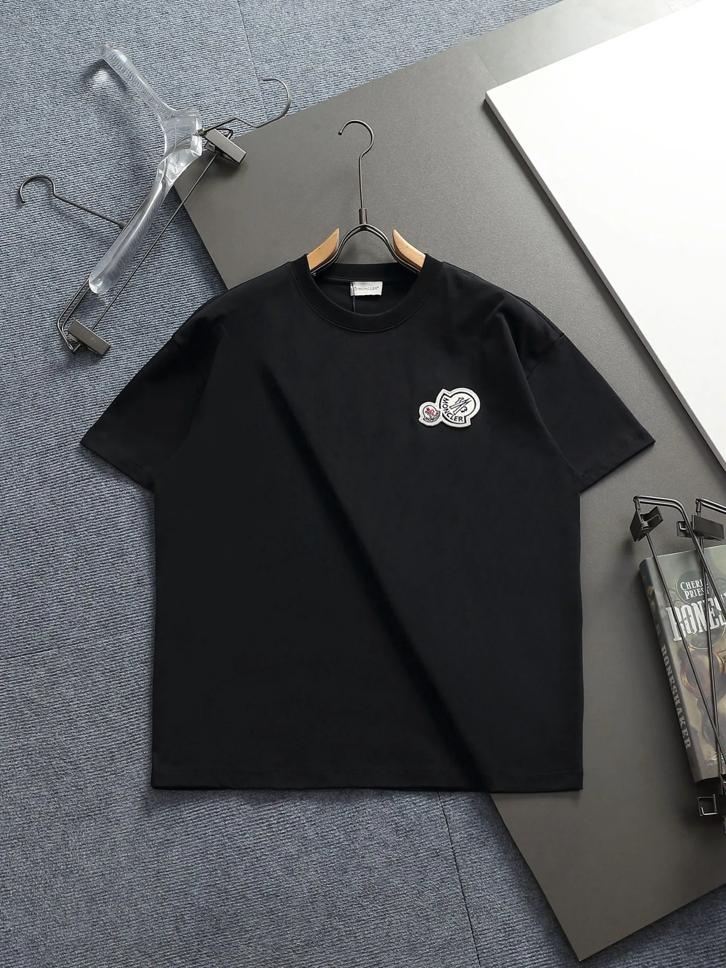 Футболки Женские Moncler 1617510