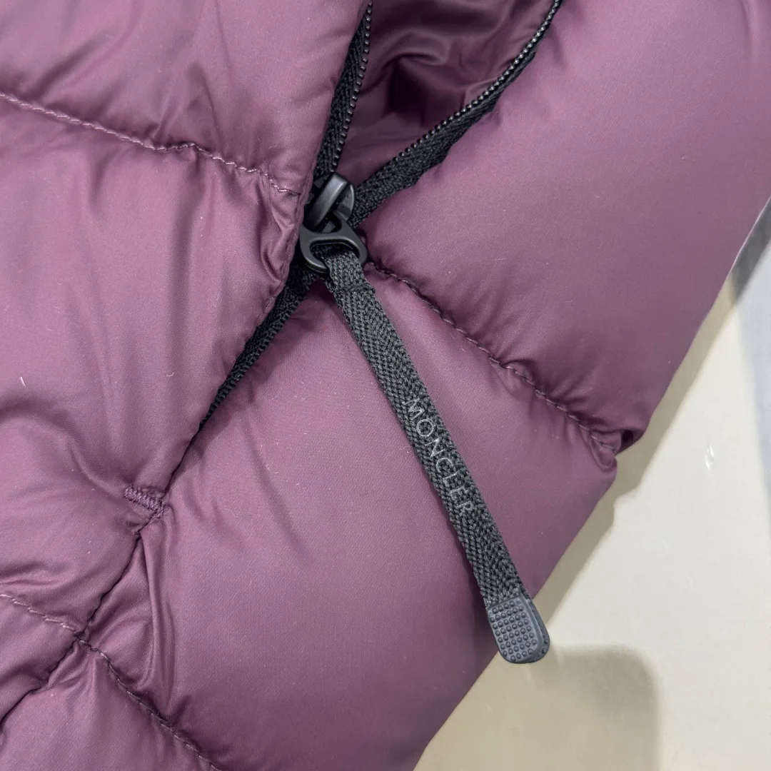 Жилеты Женские Moncler 18001983