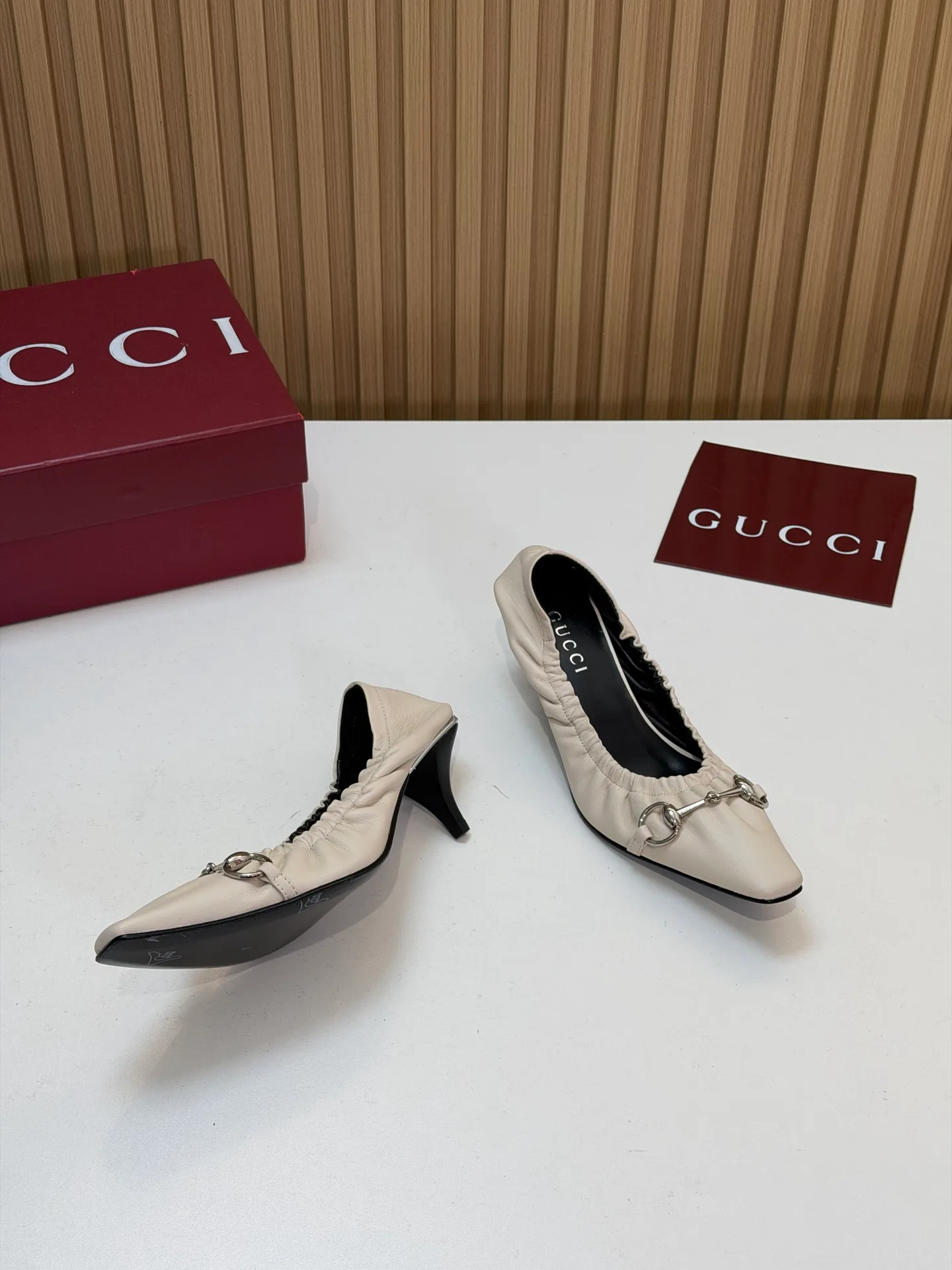 Туфли Женские Gucci 17903804