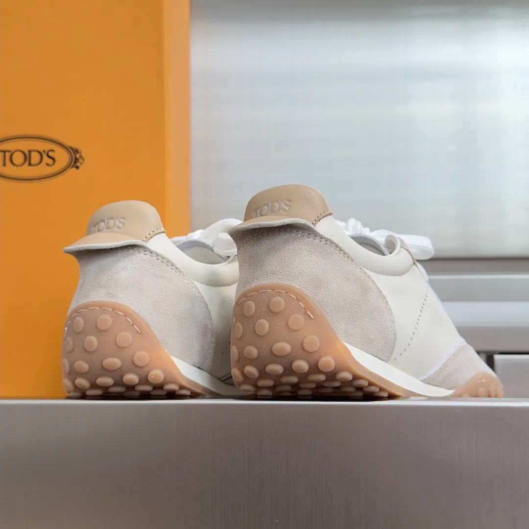 Кроссовки Женские Tod's 18363470
