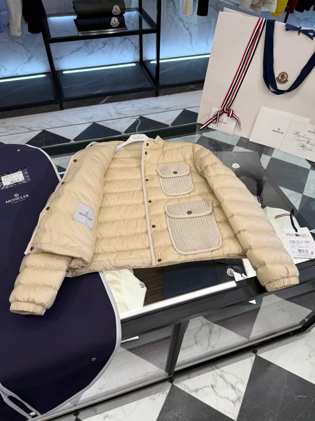 Куртки И Пуховики Женские Moncler 19964112