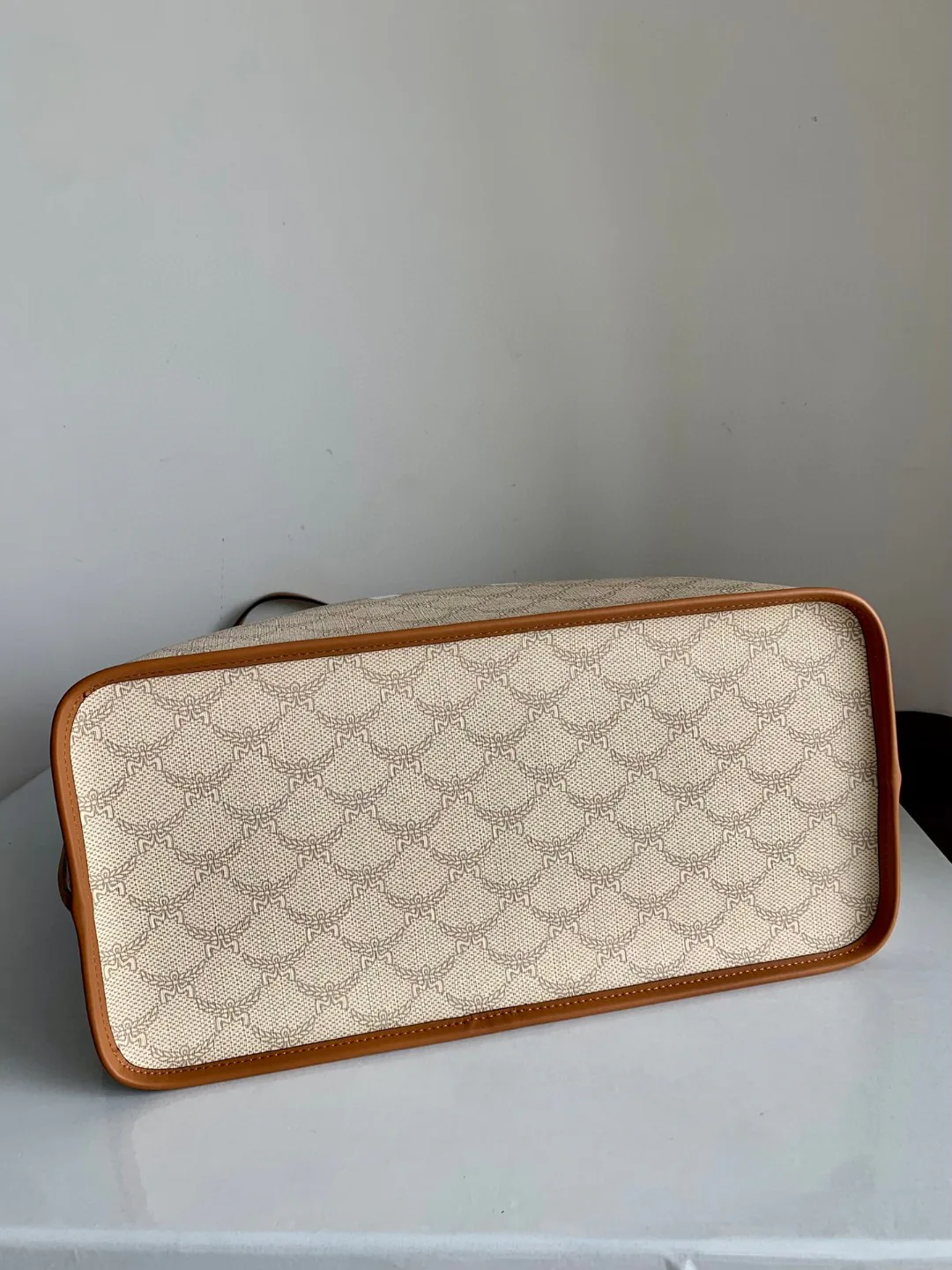 Классические Сумки Женские Mcm 9836281