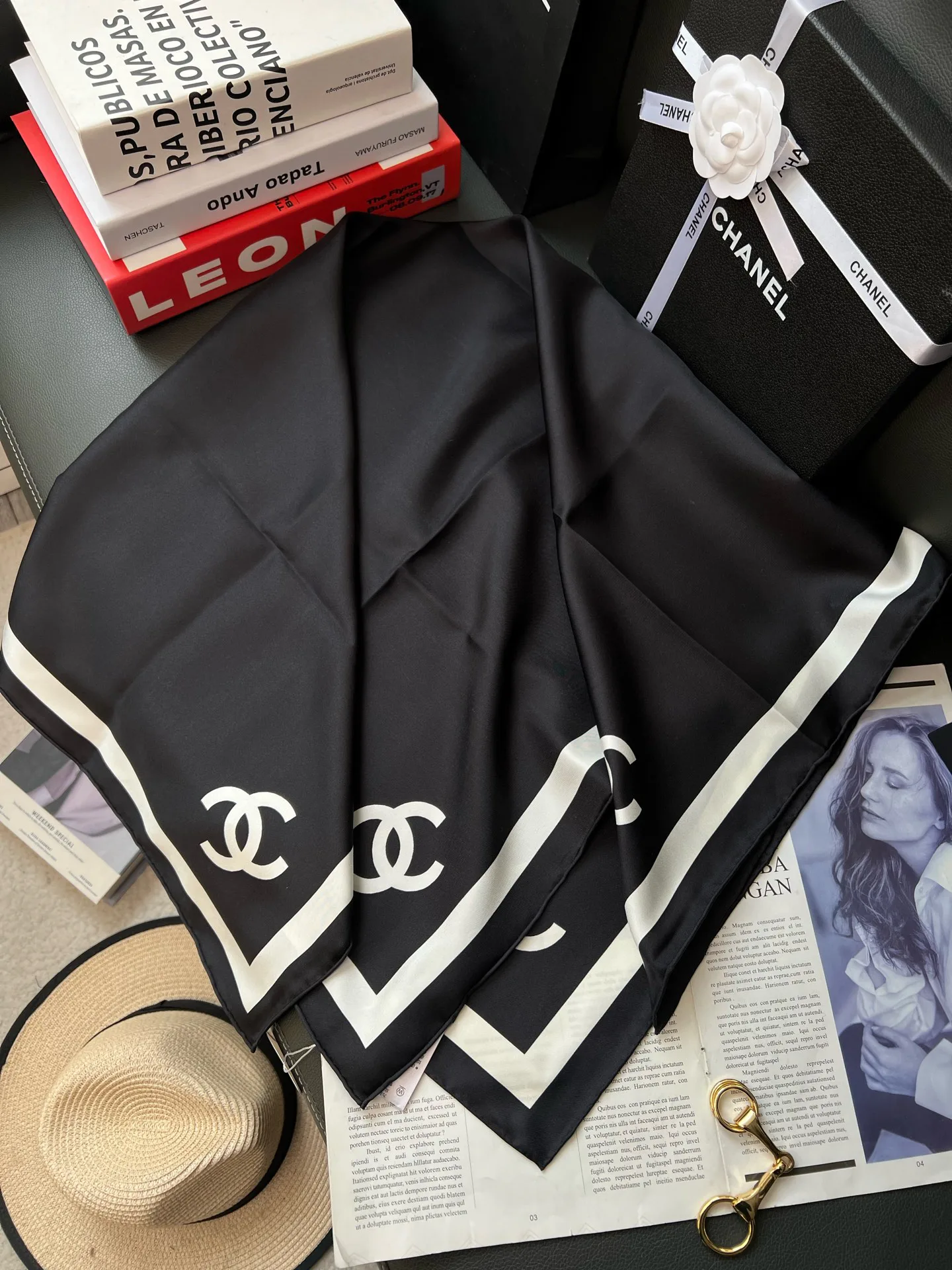 Платки Chanel 12683857