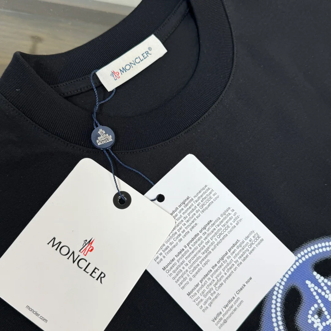 Футболки Женские Moncler 10619981