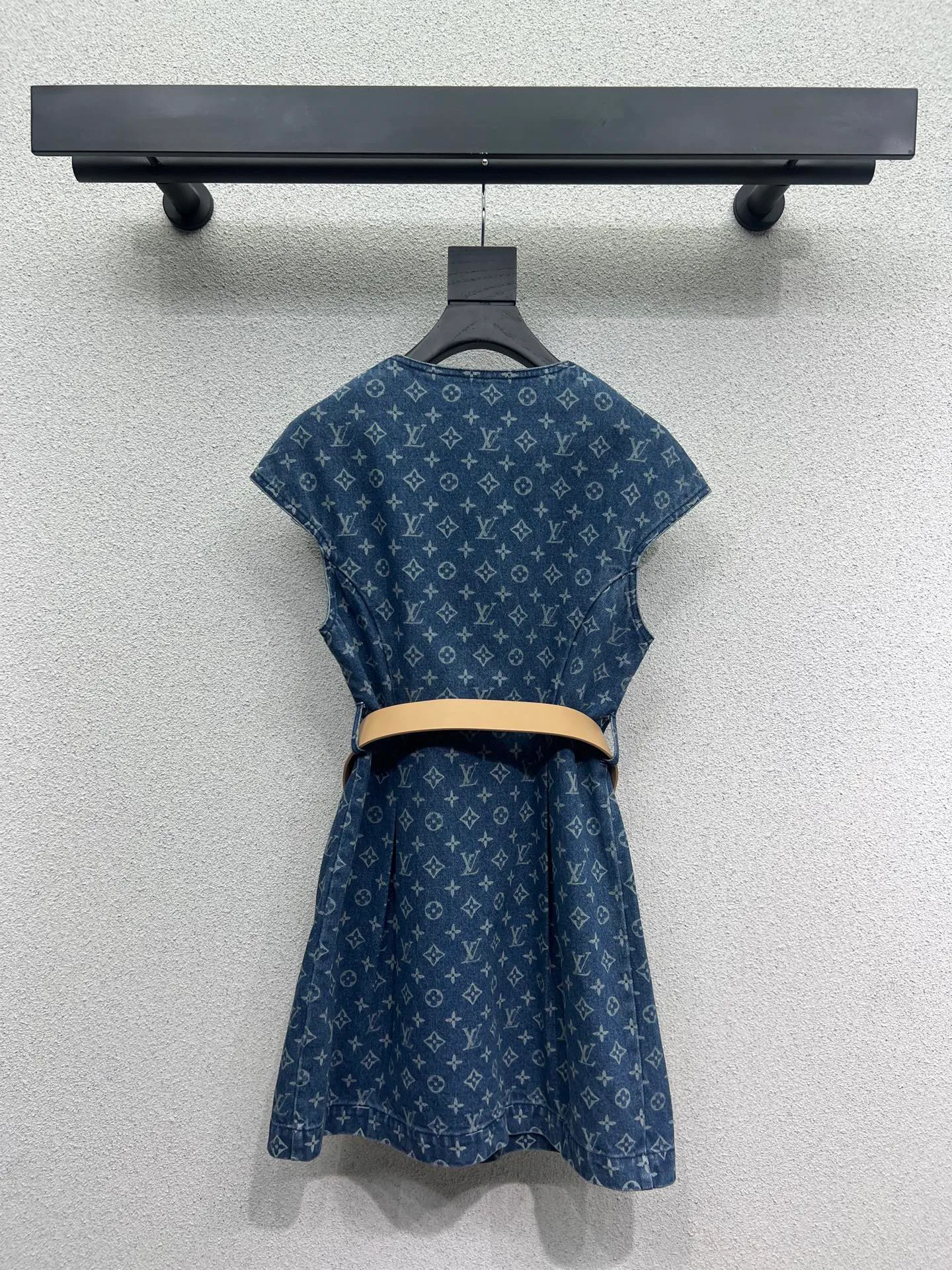 Куртки Женские Louis Vuitton Куртки Женские Louis Vuitton