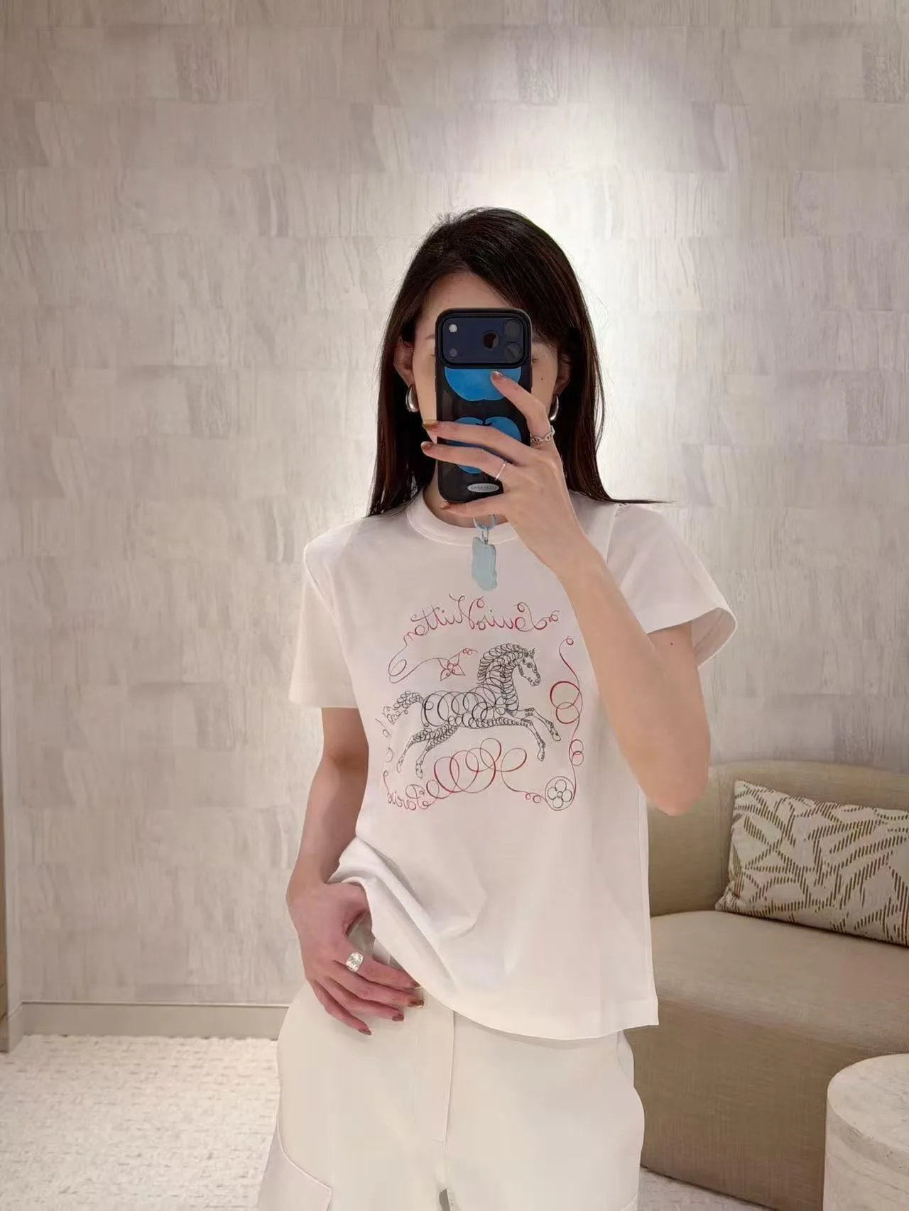 Футболки Женские Louis Vuitton 1524397