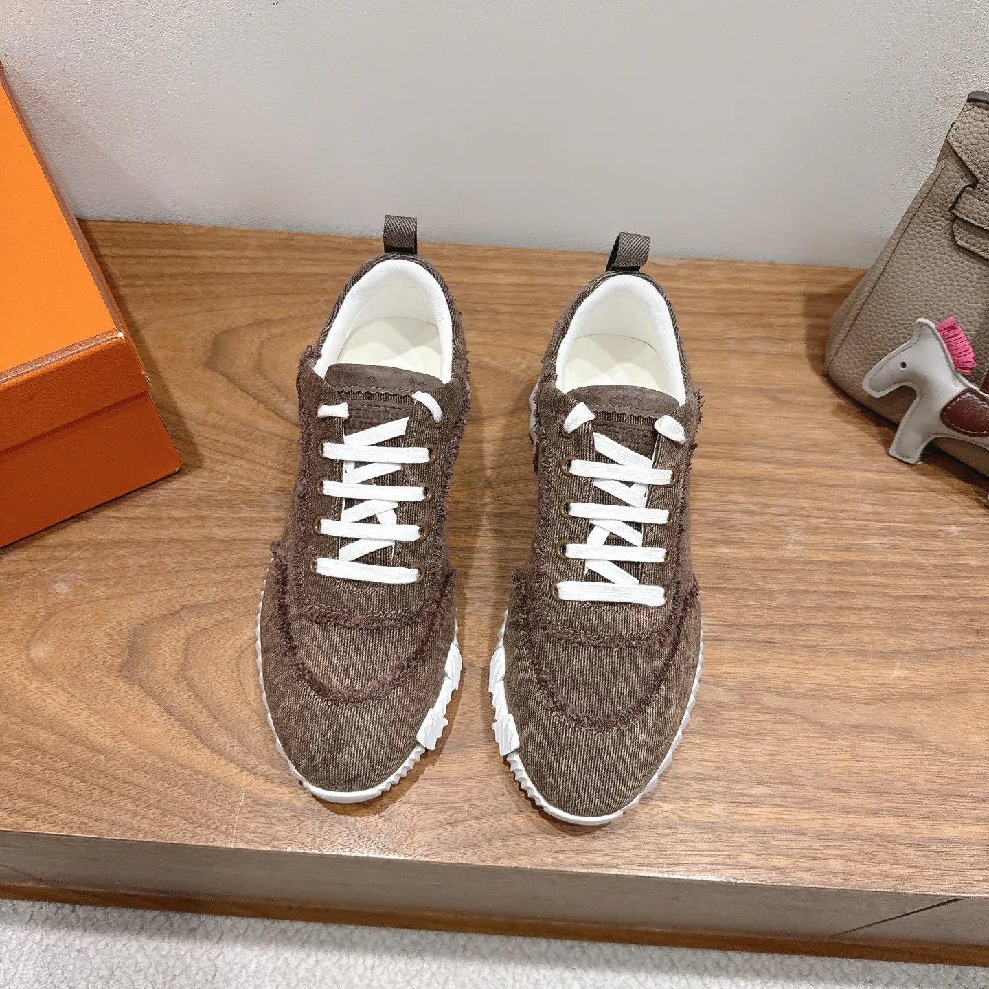 Кроссовки Женские Hermes 4214625