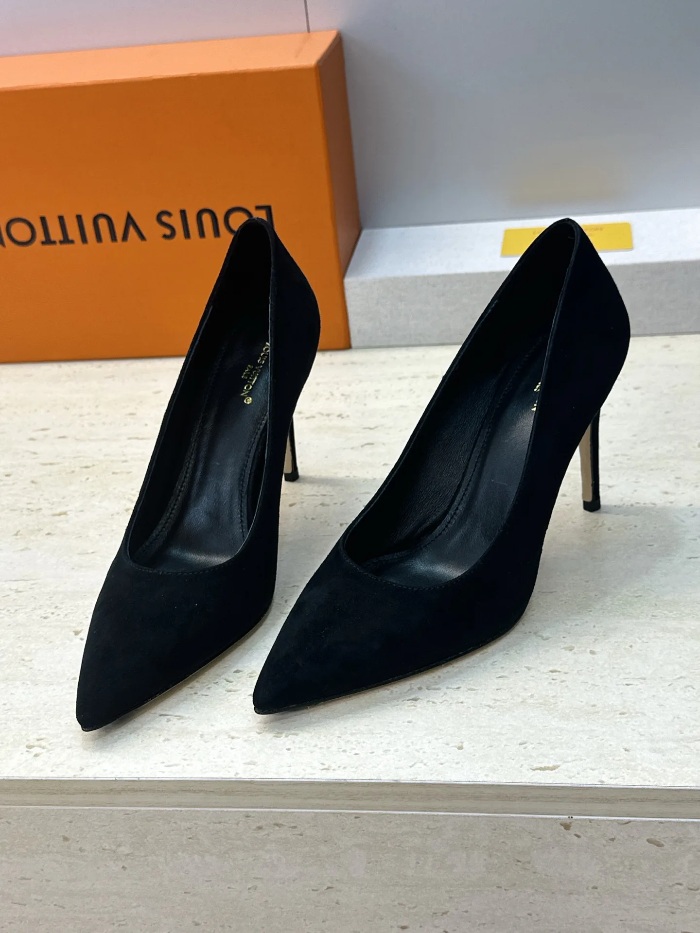 Туфли Женские Louis Vuitton 13346475