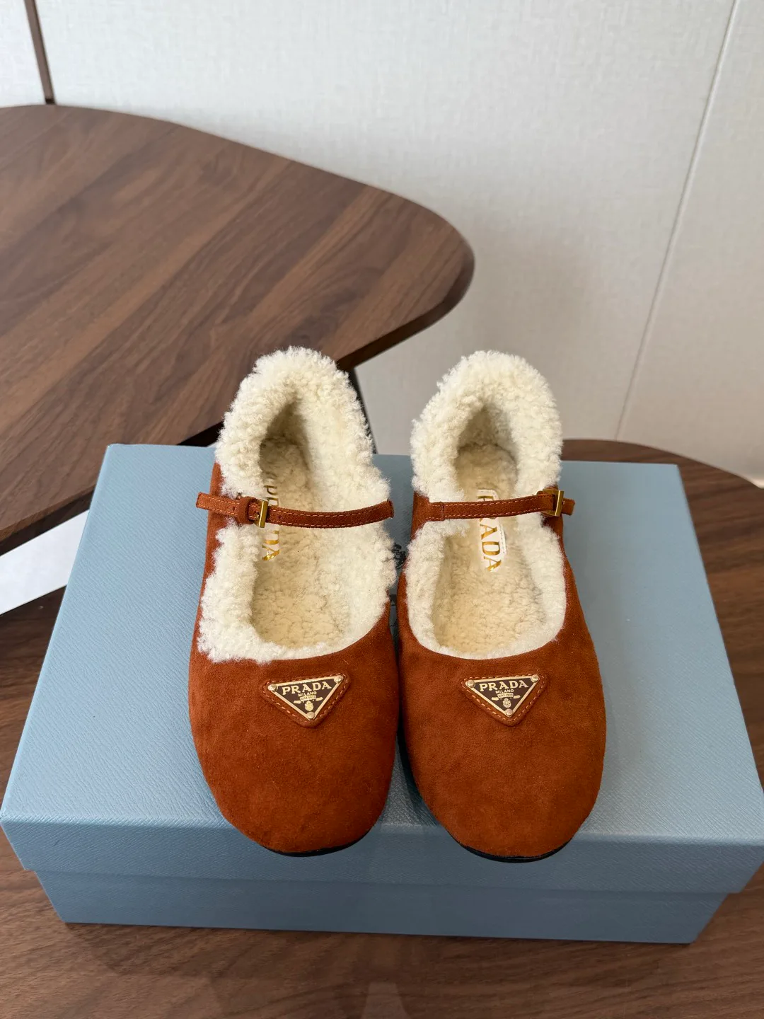 Туфли Женские Prada 18833594