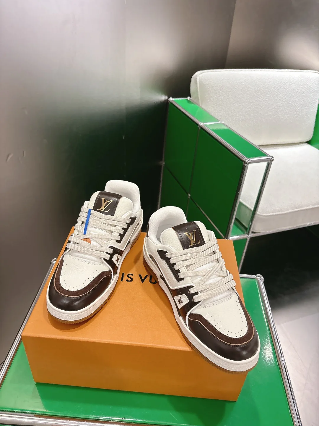 Кроссовки Женские Louis Vuitton 13152723