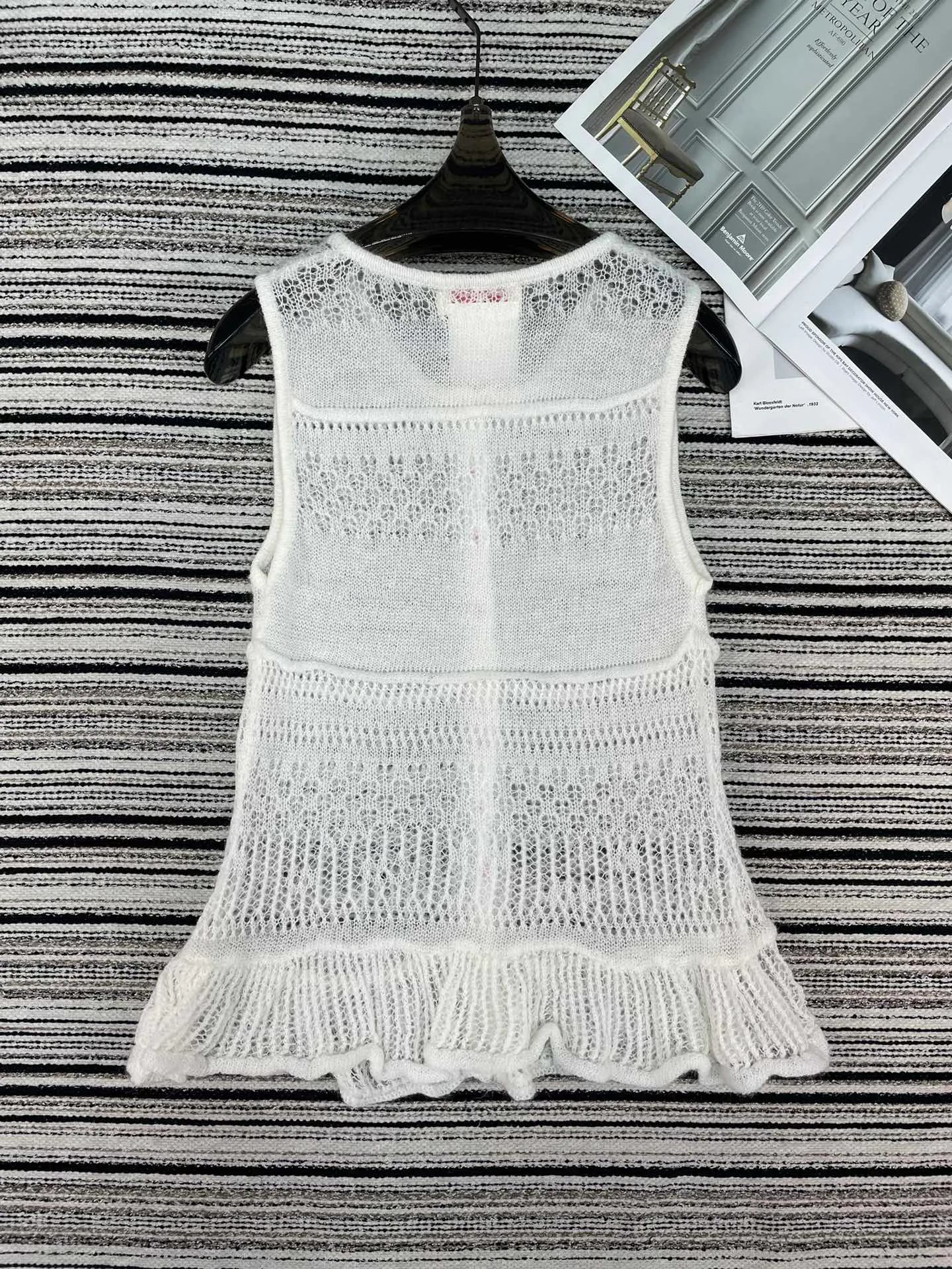Жилеты Женские Chanel 11244919