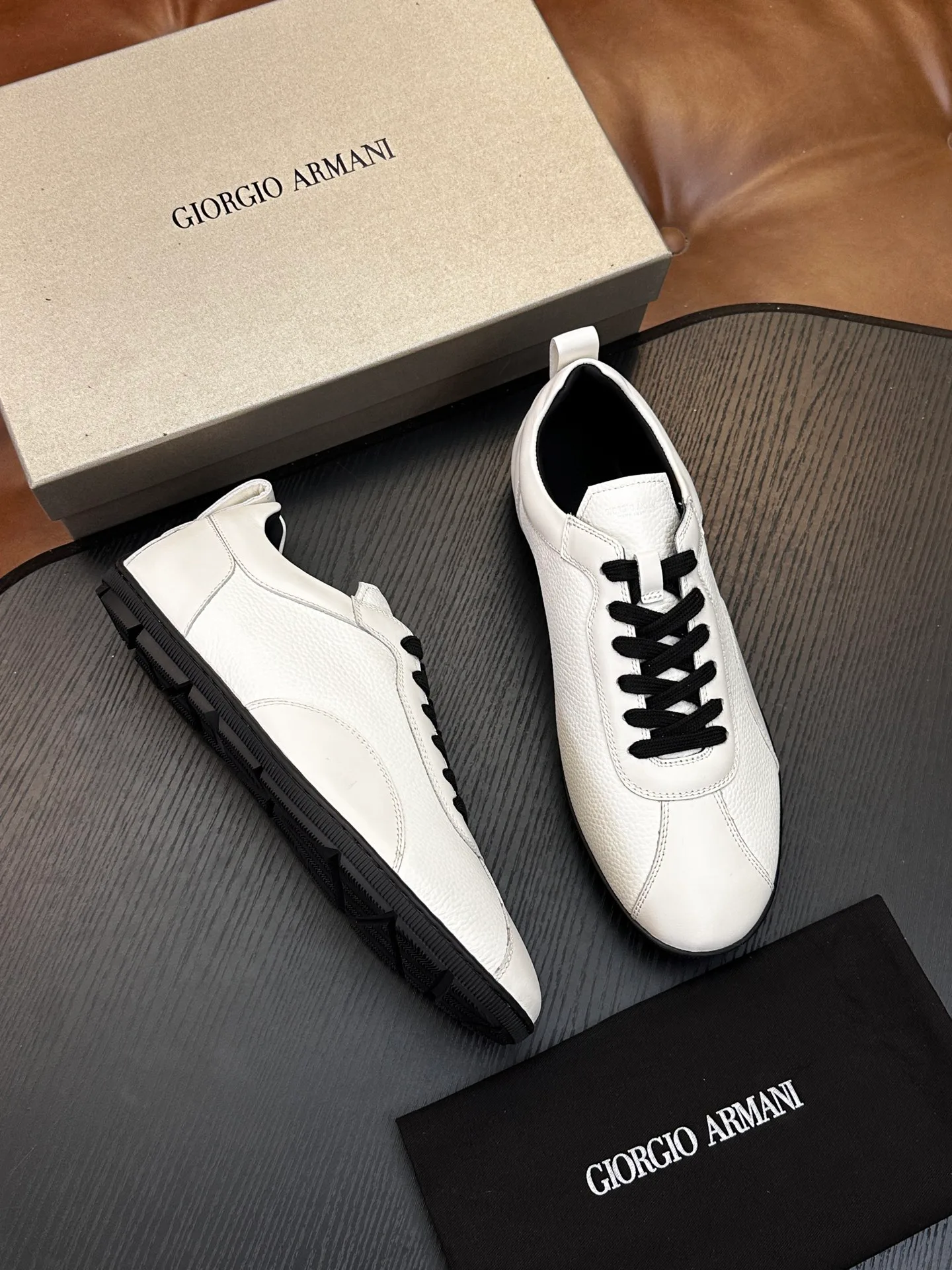 Кроссовки Мужские Armani 12672513