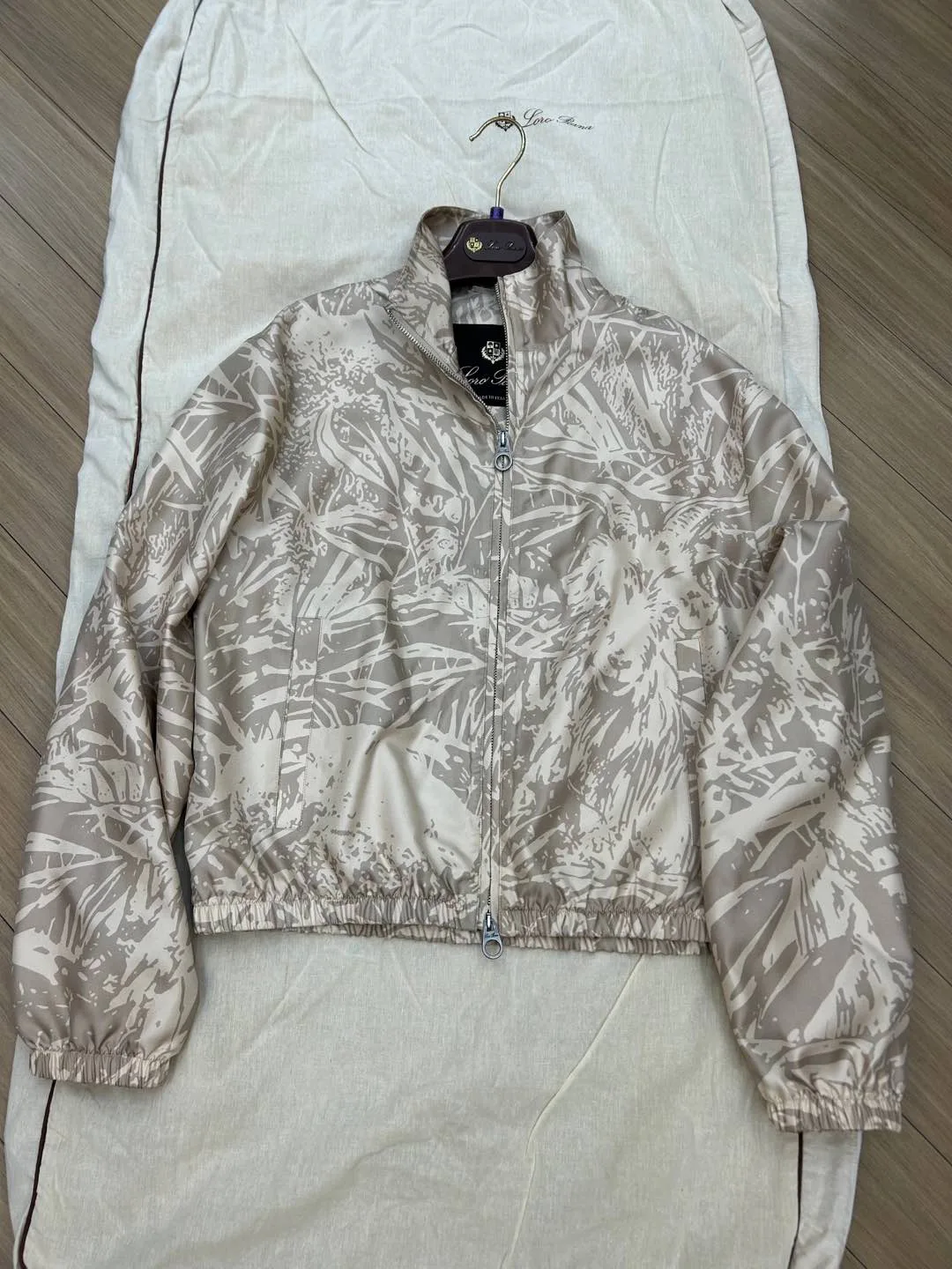 Куртки Женские Loro Piana Куртки Женские Loro Piana