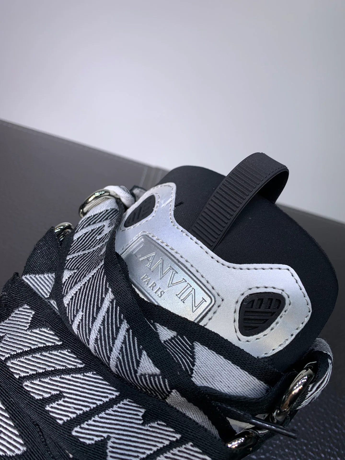 Кроссовки Женские Lanvin 833523