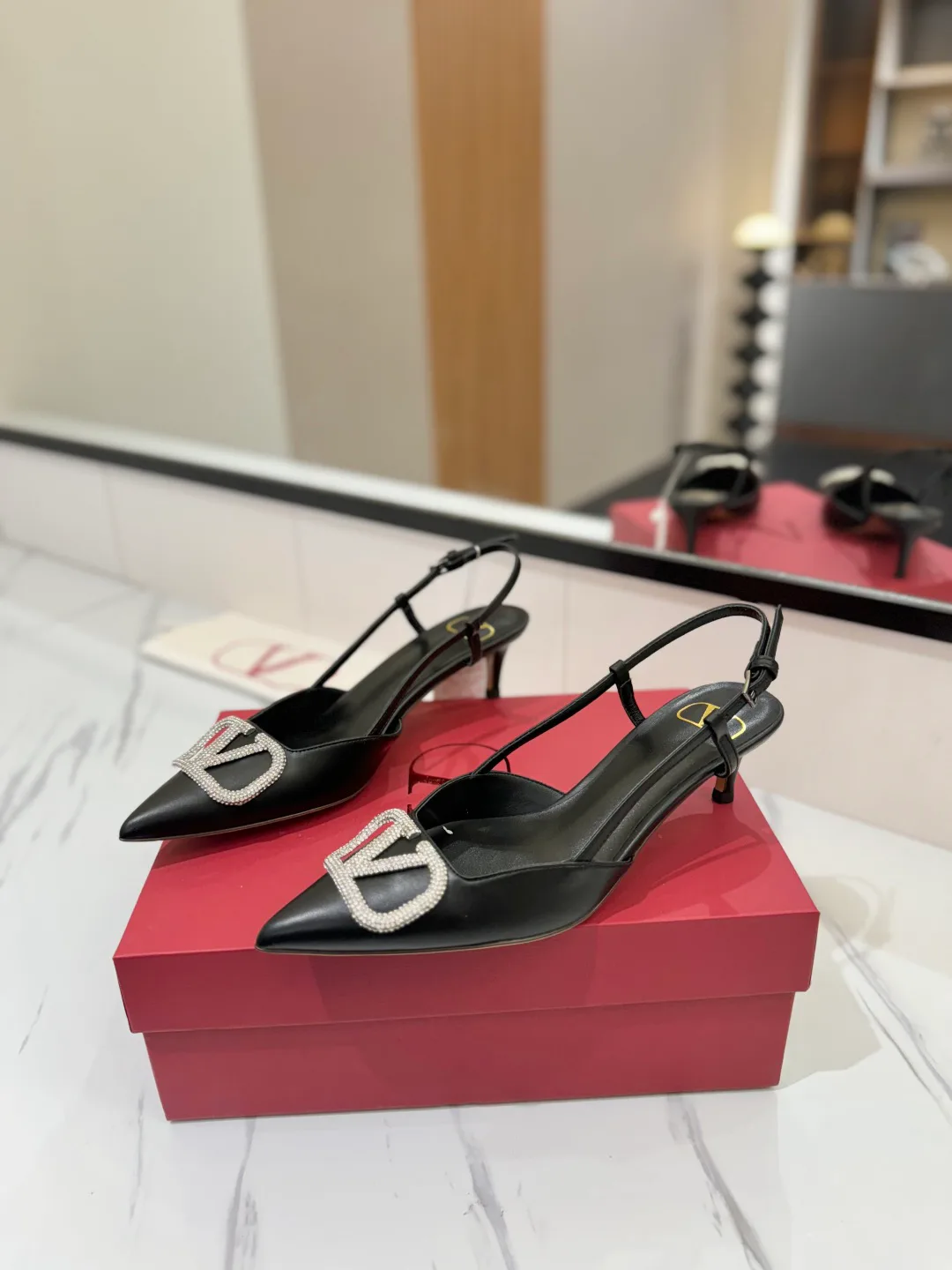 Босоножки Женские Valentino 11516251