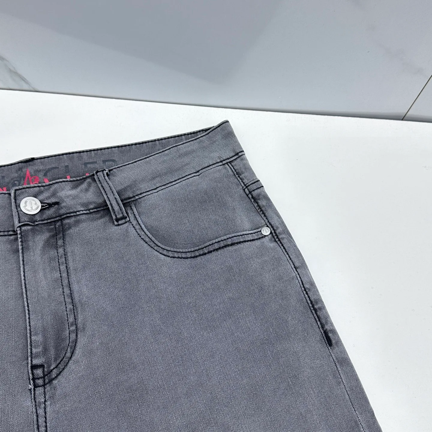 Джинсы Мужские Moncler 13206513