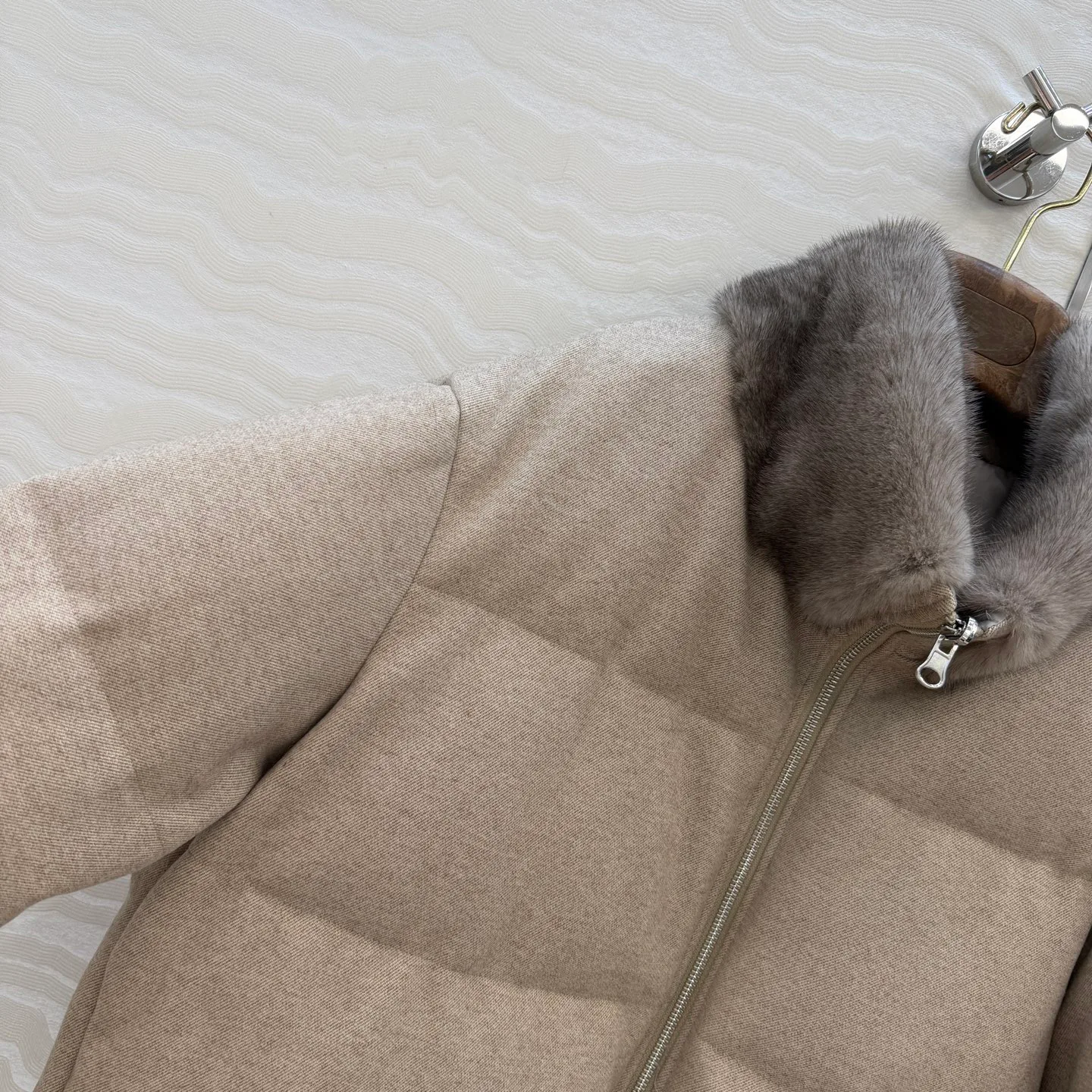 Куртки И Пуховики Женские Loro Piana 18115109