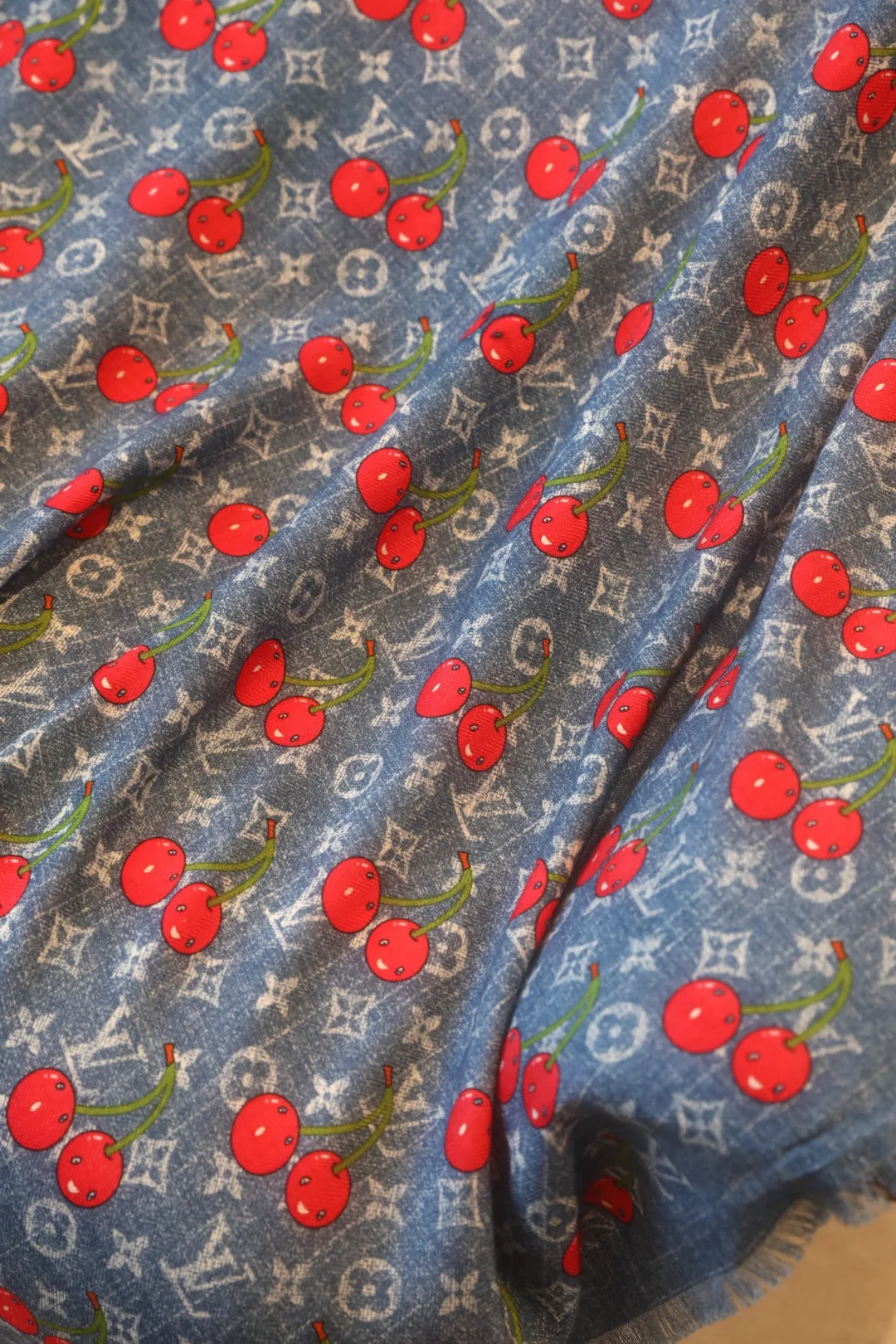 Платки Louis Vuitton 11852781