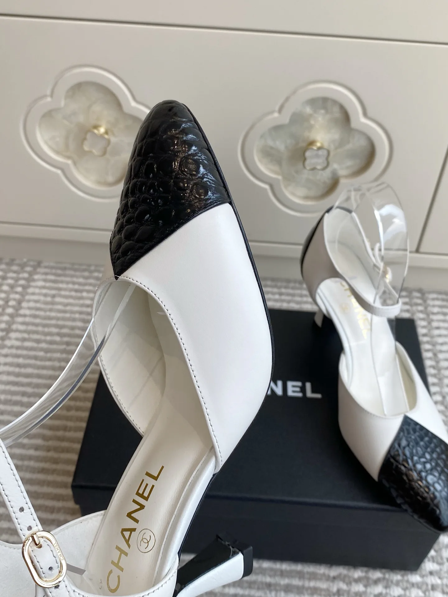 Туфли Женские Chanel 17527306