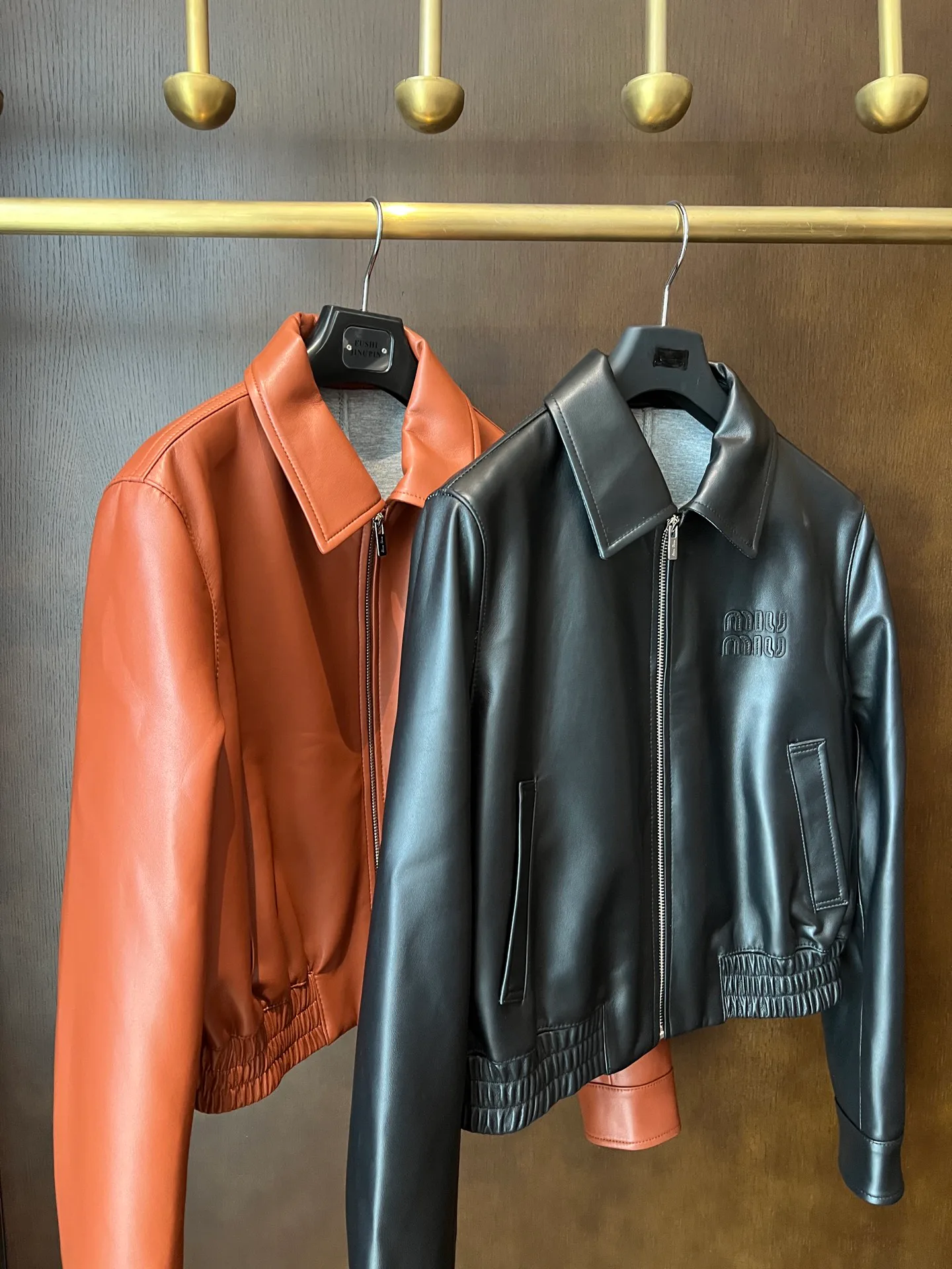 Кожаные Куртки И Дублёнки Женские Miu Miu 9101711