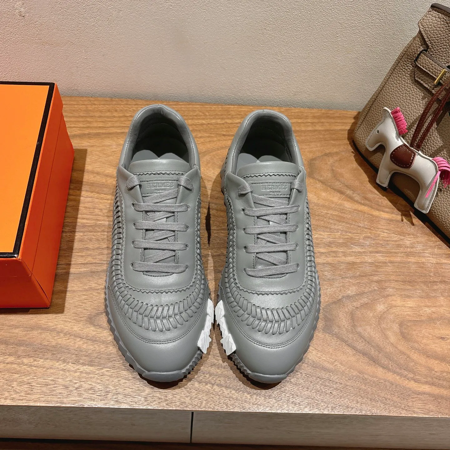 Кроссовки Женские Hermes 10031878