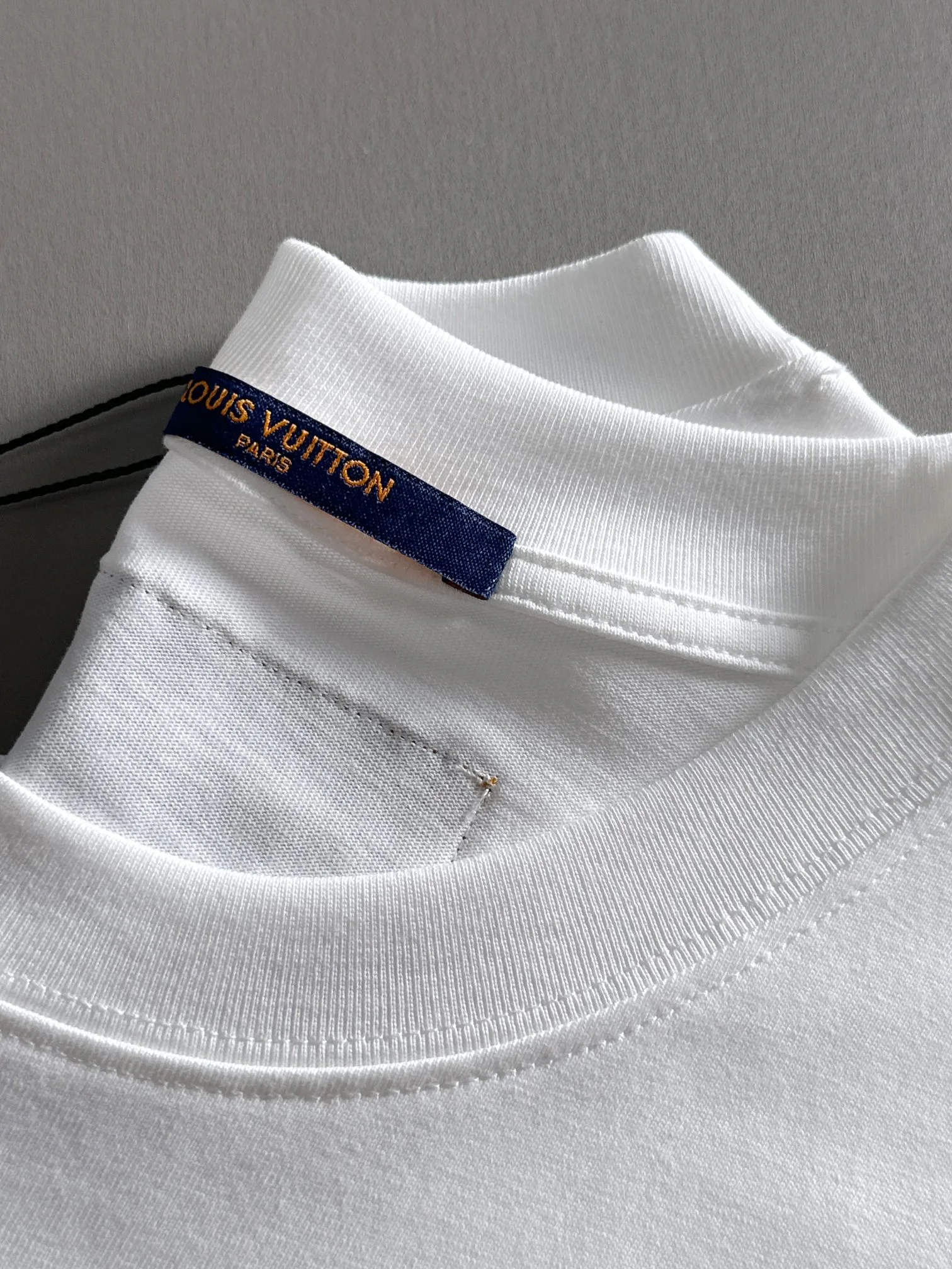 Футболки Женские Louis Vuitton 16836