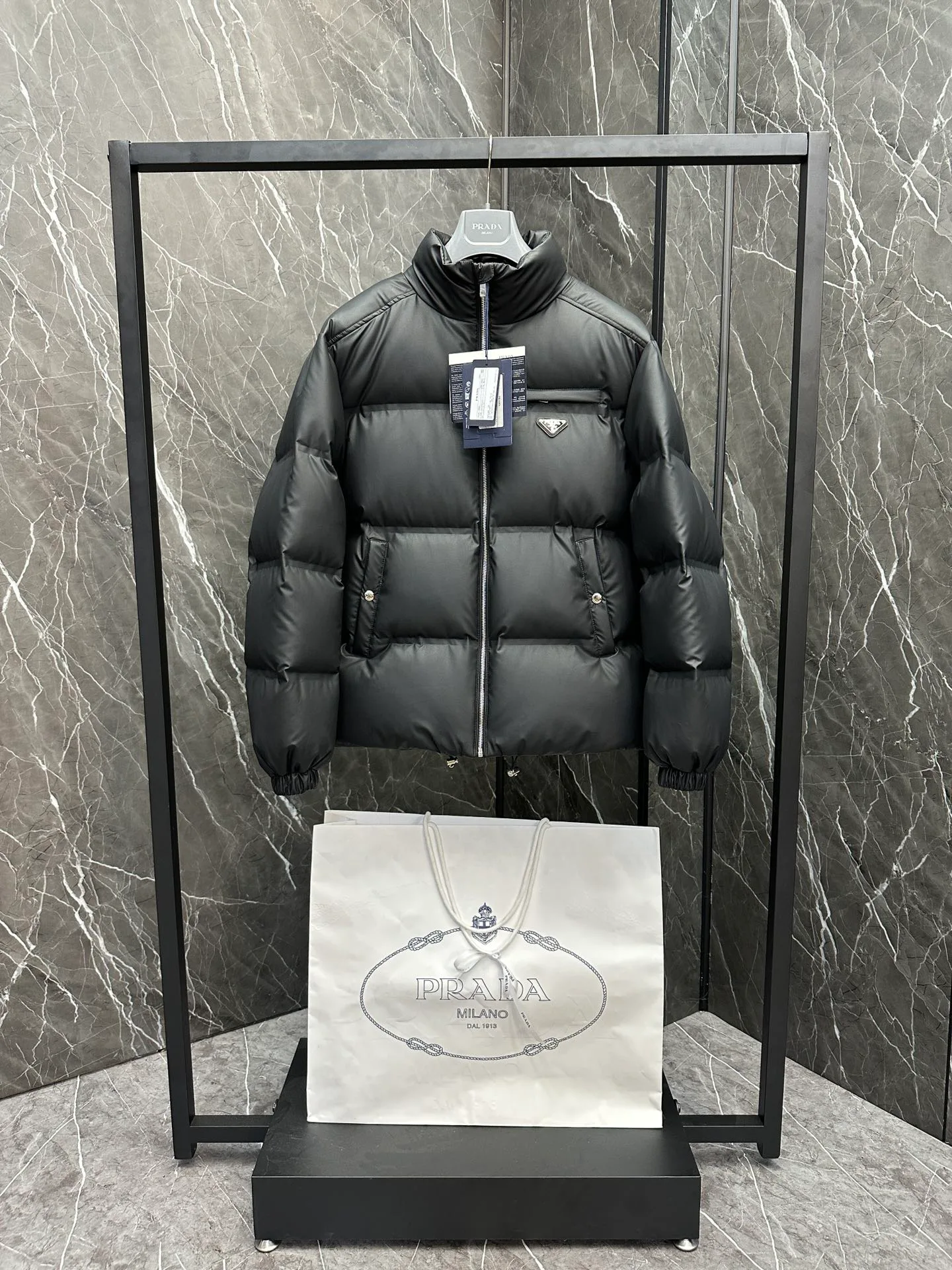Куртки И Пуховики Мужские Prada 17932035