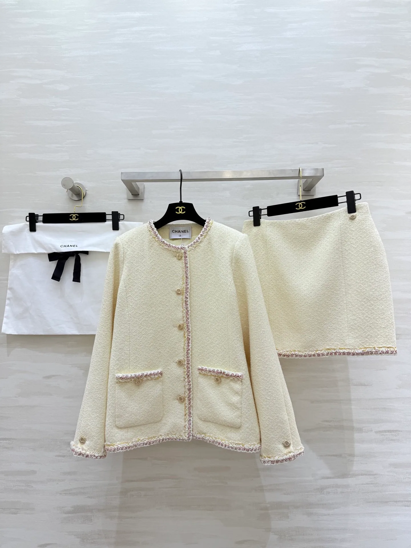 Костюмы Женские Chanel 10117622