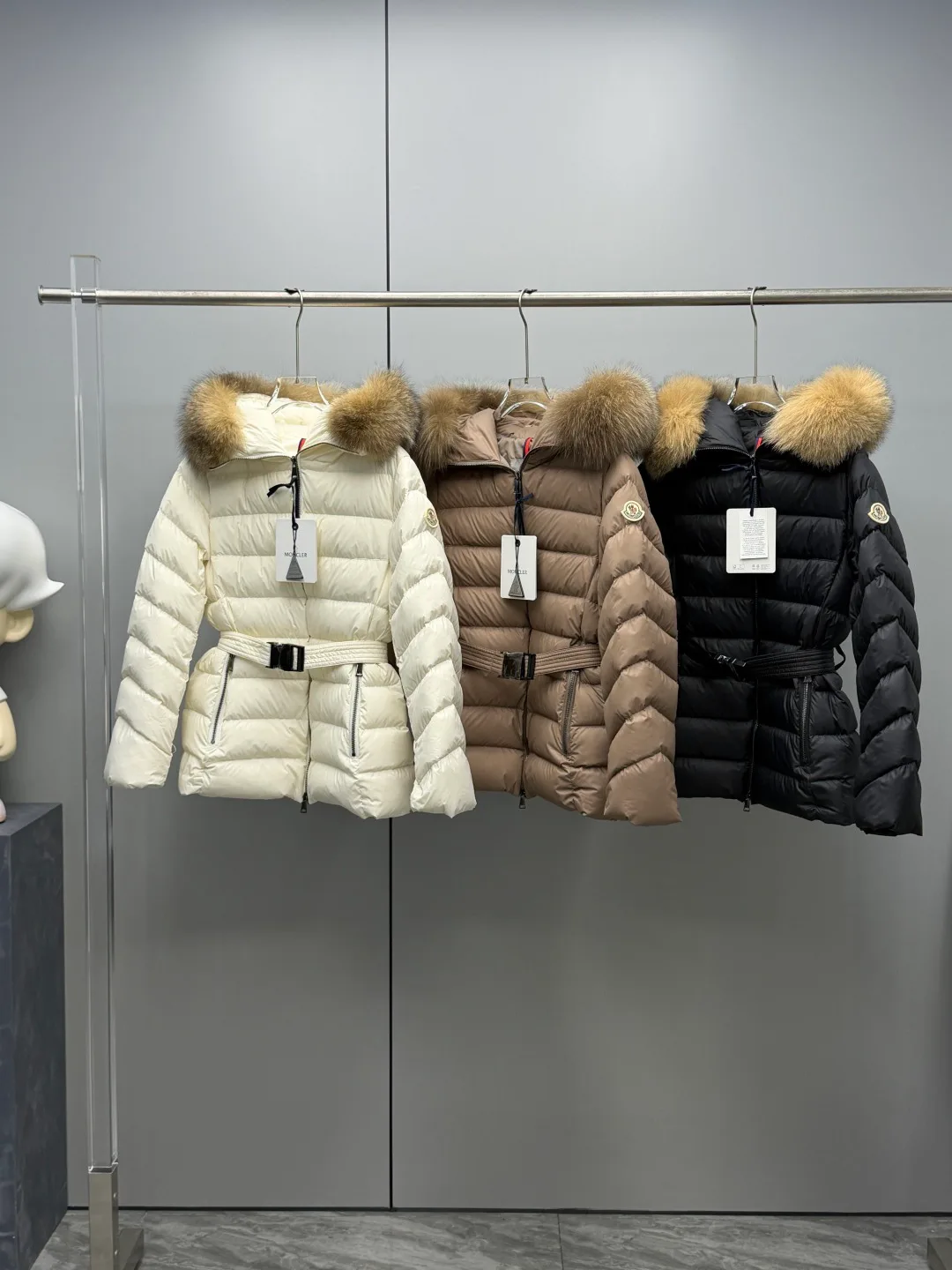 Куртки И Пуховики Женские Moncler 18111806