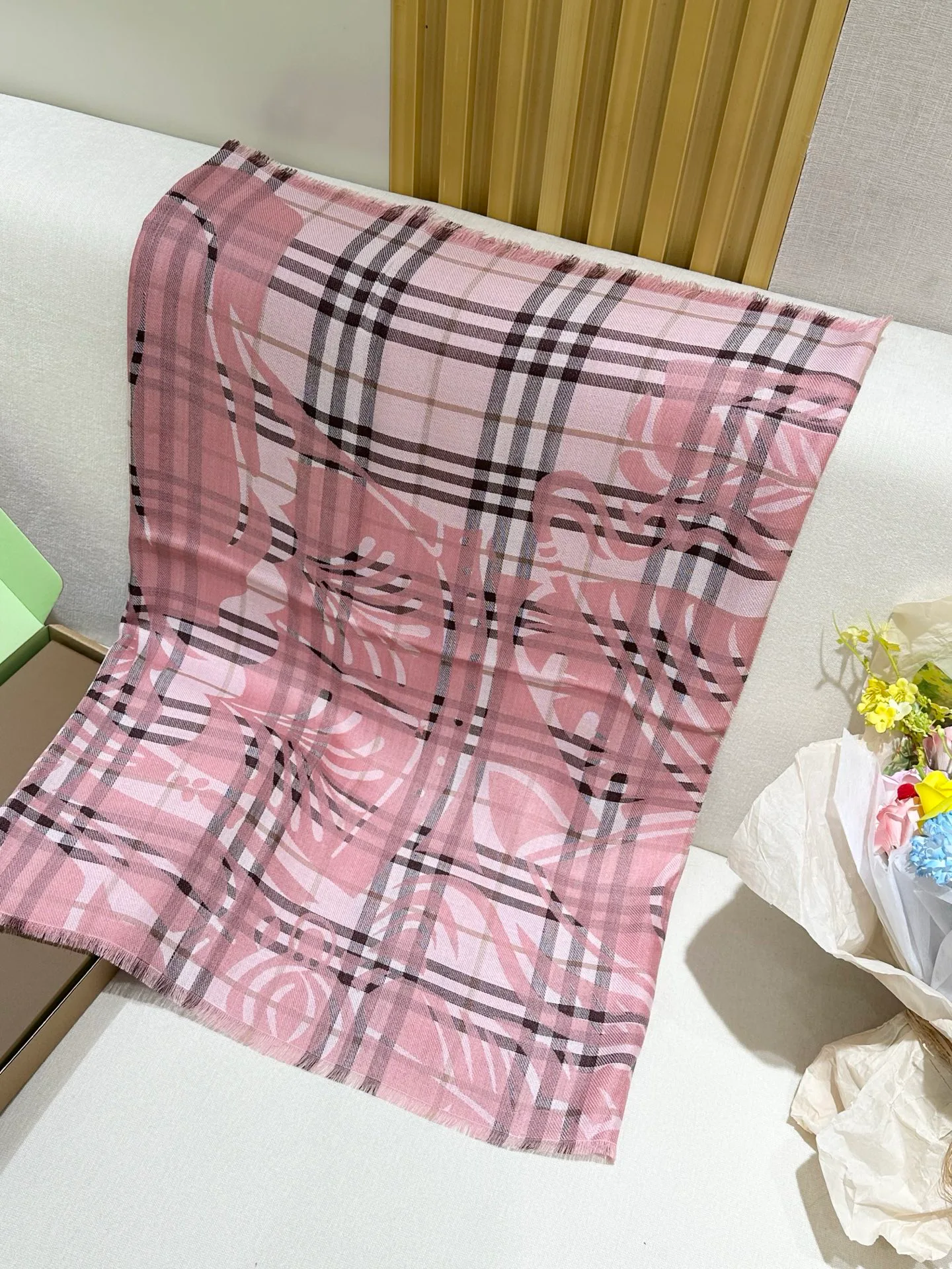 Шарфы Burberry 17991553