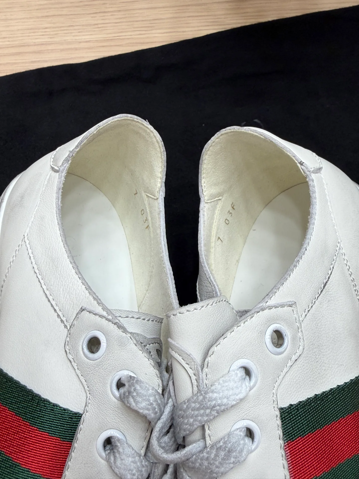 Кроссовки Женские Gucci 18995151