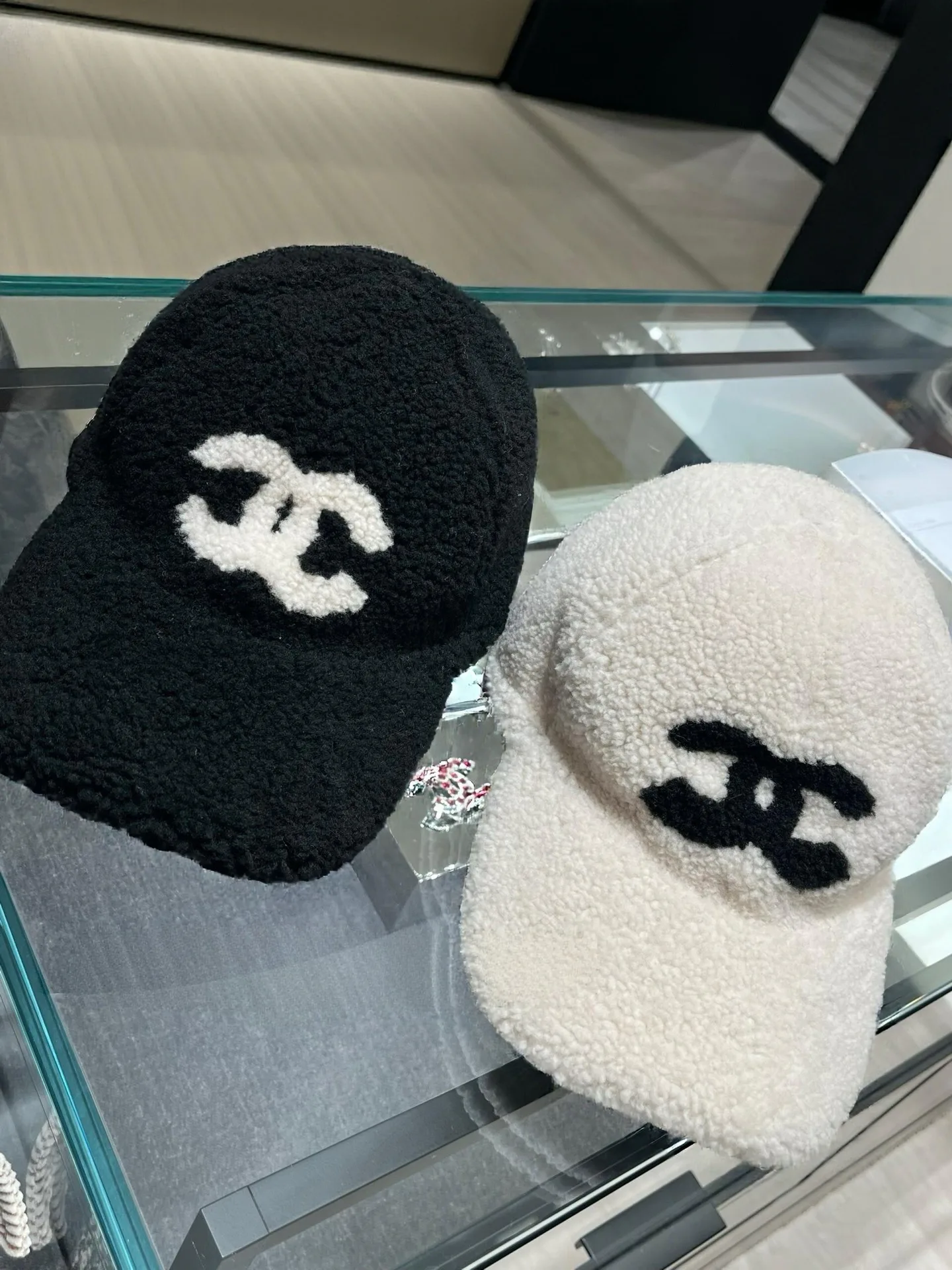 Головные Уборы Chanel 5000422