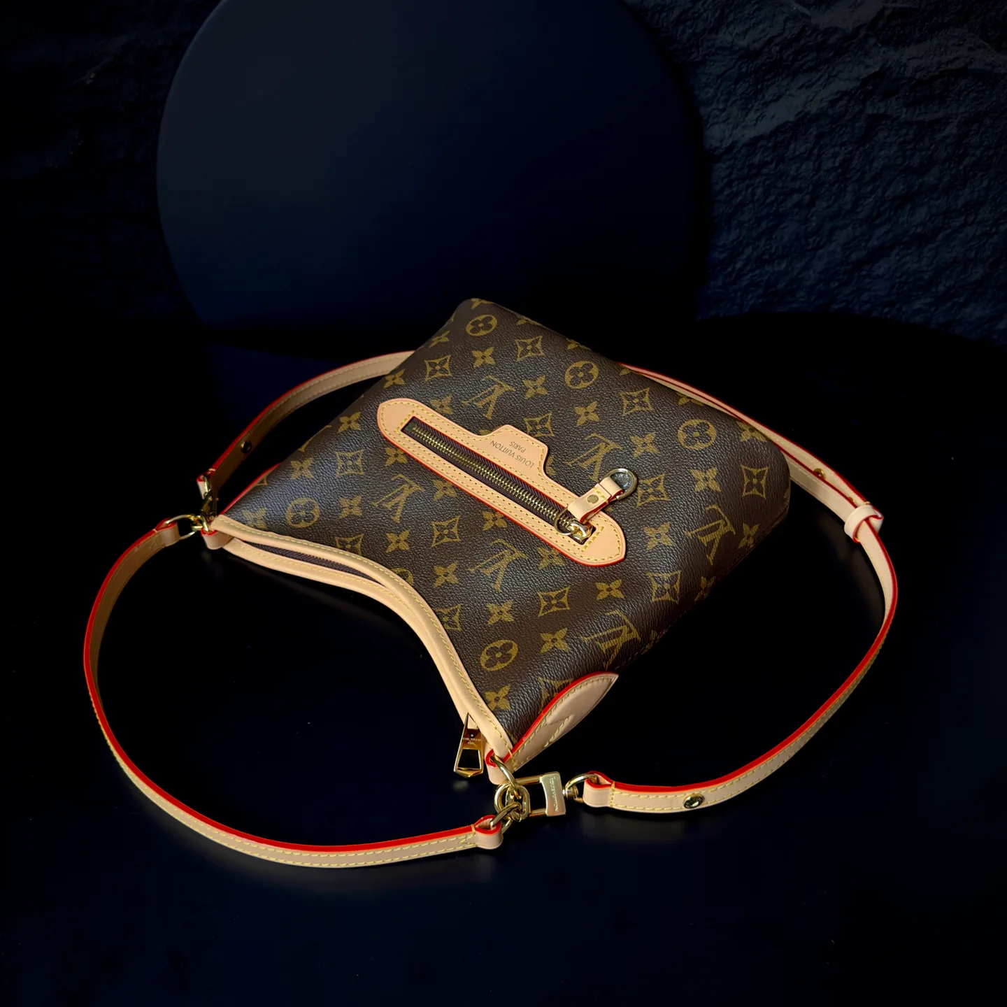 Классические Сумки Женские Louis Vuitton 18170512