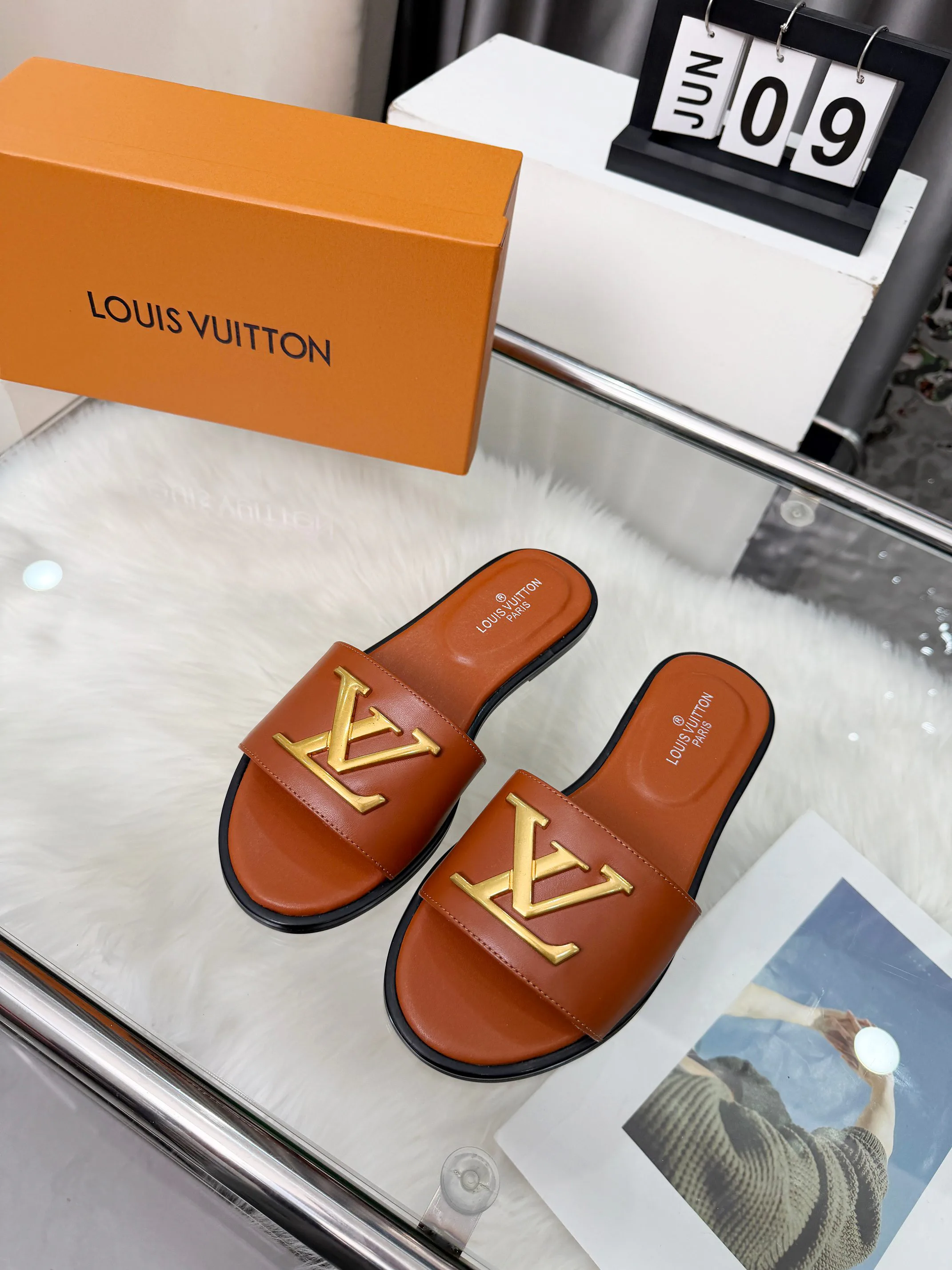 Туфли Женские Louis Vuitton 11633038